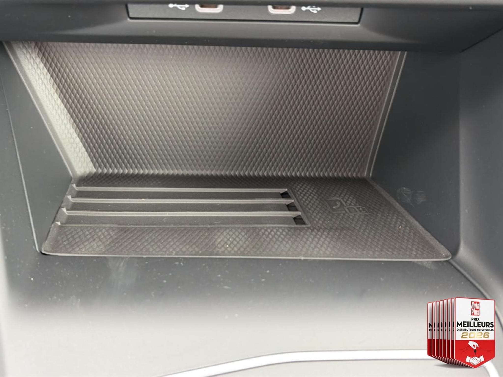 VW GOLF VIII 1.5 ETSI EVO2 116 LIFE DSG7 (2026) - Photo 22