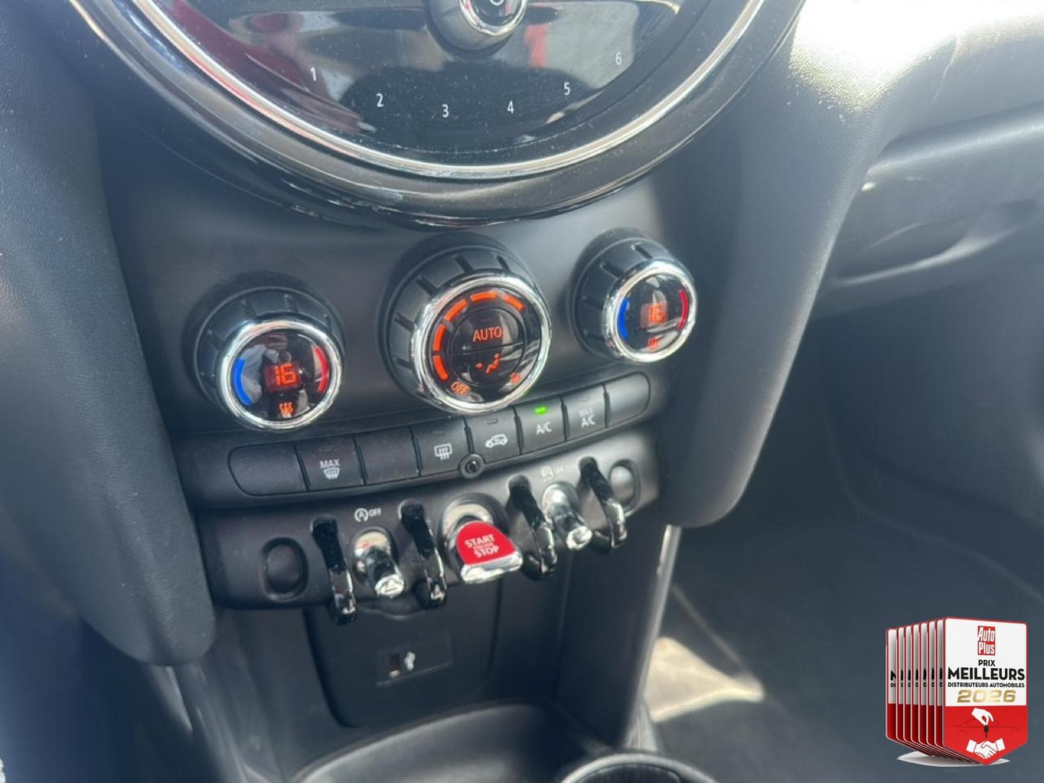 Mini Cooper COOPER 136 CLASSIC (2022) - Photo 18