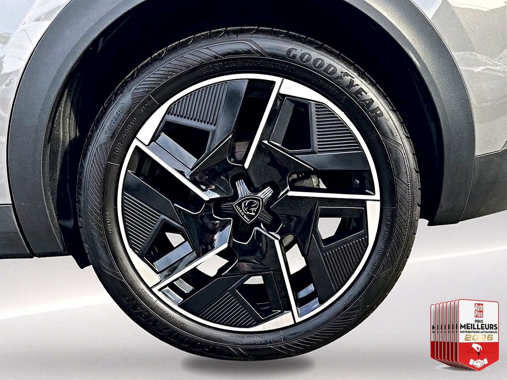 Peugeot 408 1.2 PURETECH 130 GT EAT8 (2023) - Foto 9