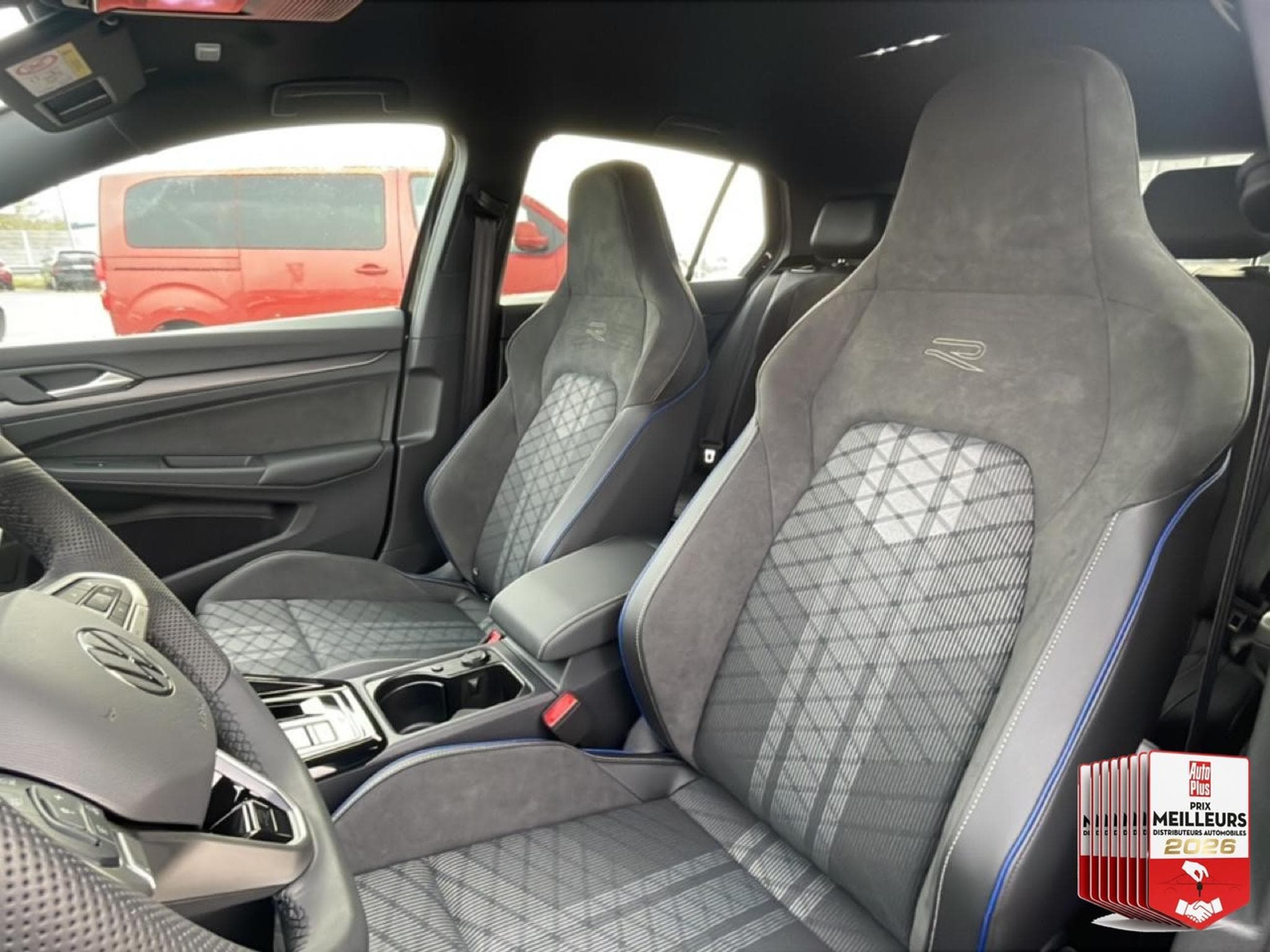 VW GOLF VIII 1.5 ETSI EVO2 150 R-LINE DSG7 (2026) - Foto 24