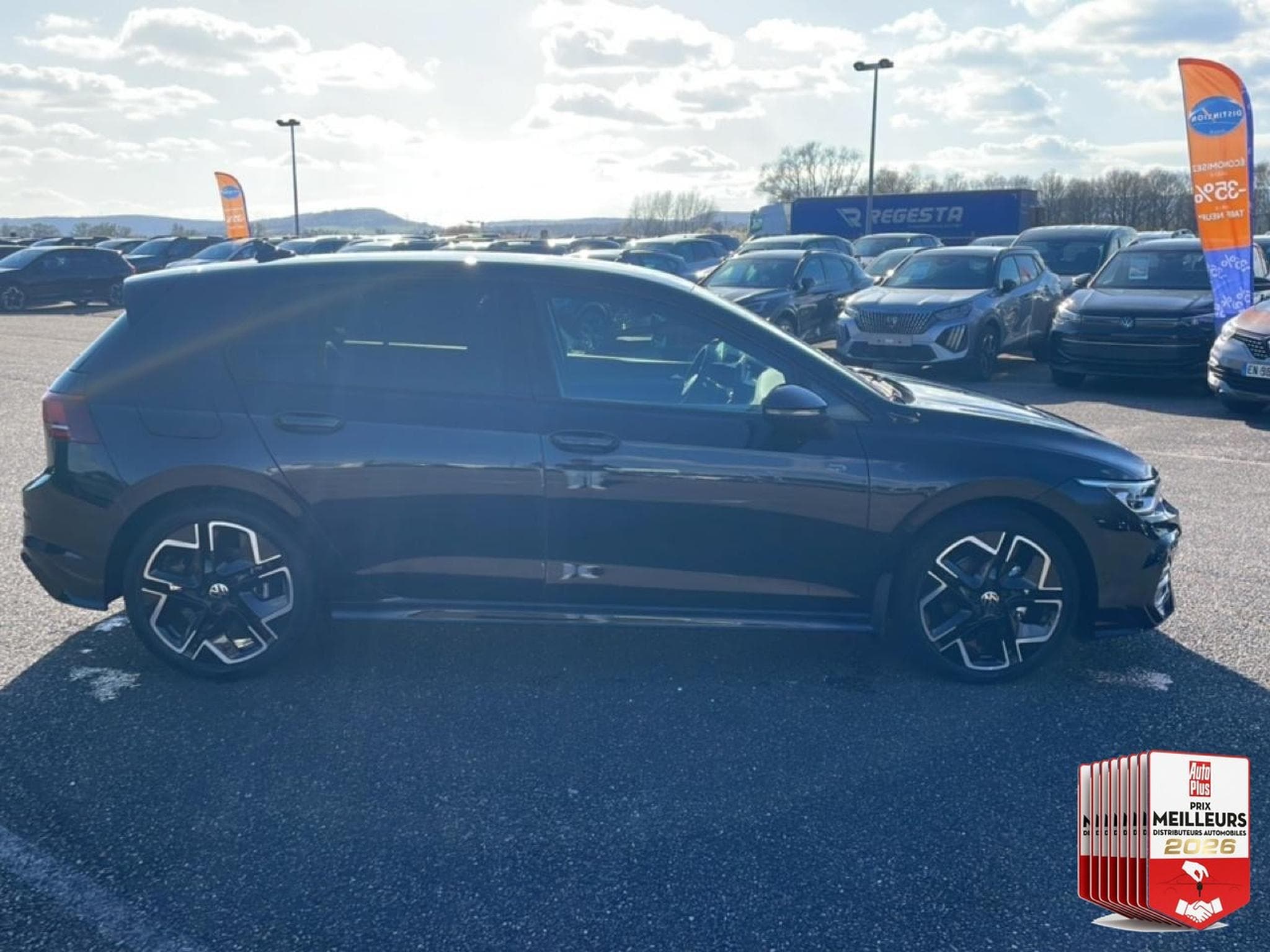 VW GOLF VIII 1.5 ETSI EVO2 150 R-LINE DSG7 (2026) - Foto 33
