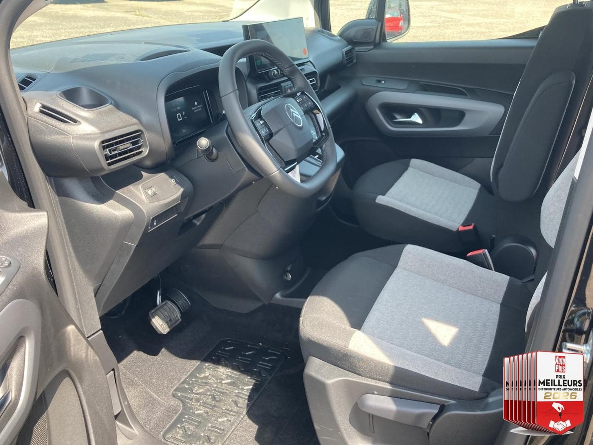 Citroën BERLINGO N1 1.5 BLUE HDI 130 M PLUS EAT8 (2026) - Photo 13
