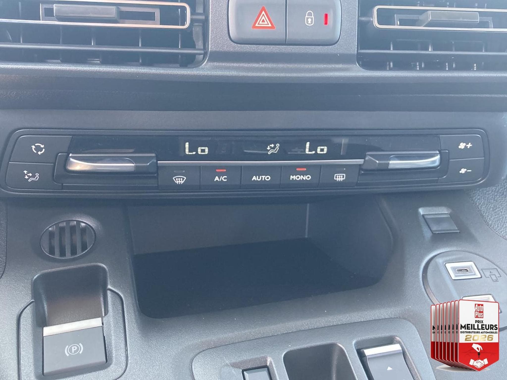 Citroën BERLINGO N1 1.5 BLUE HDI 130 M PLUS EAT8 (2026) - Photo 20
