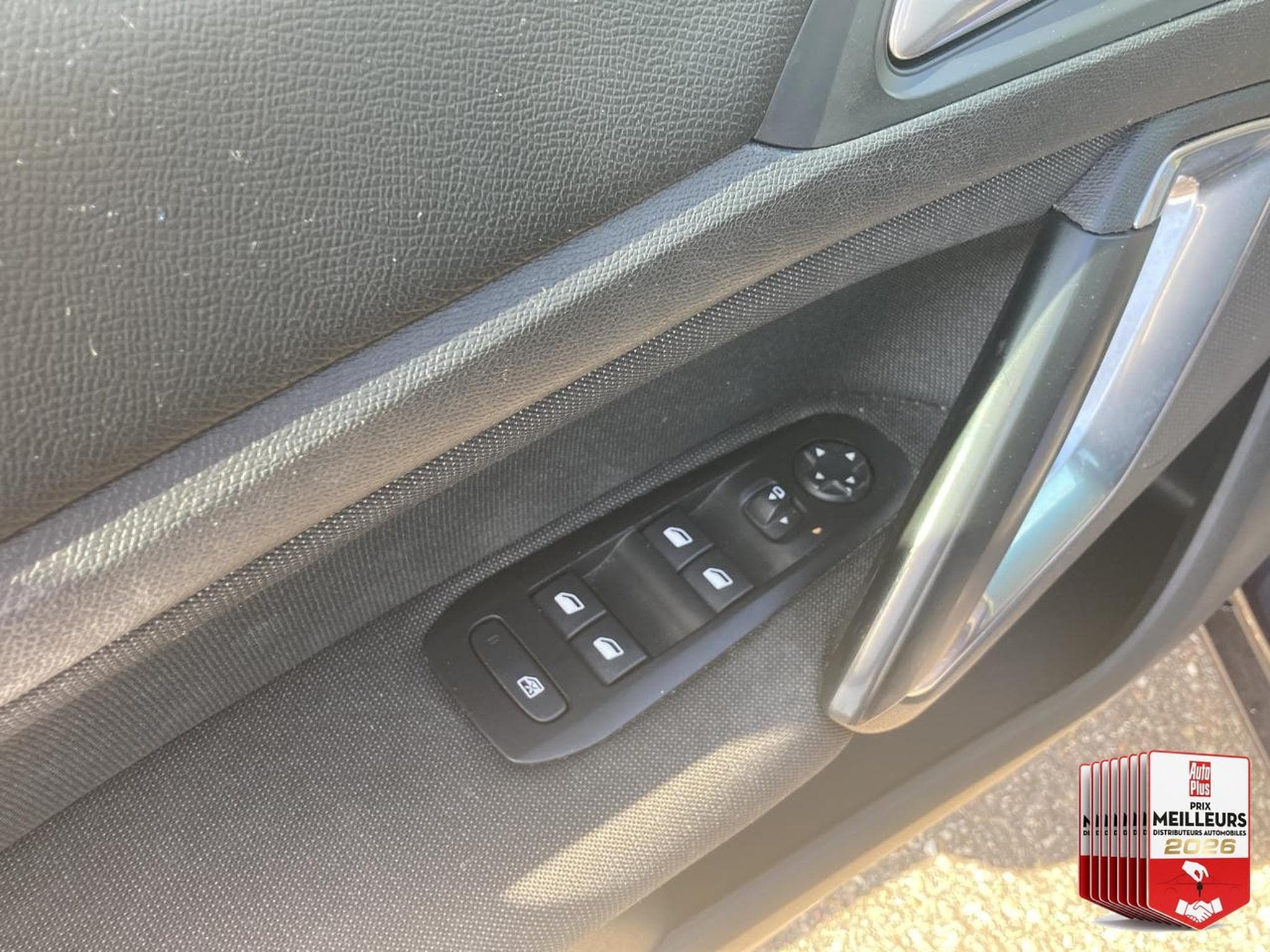 Peugeot 308 1.5 BLUEHDI 130 ALLURE EAT8 (2018) - Photo 12