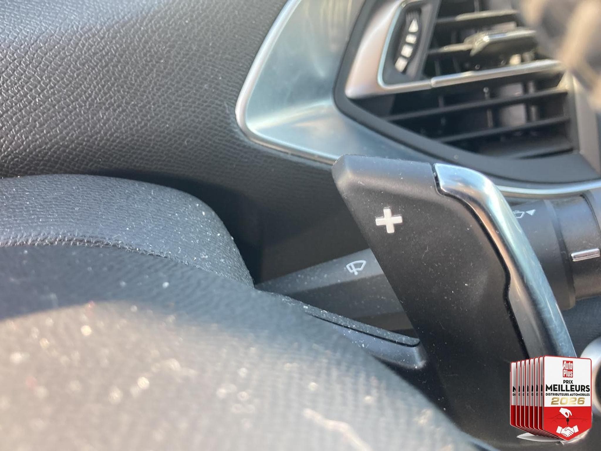 Peugeot 308 1.5 BLUEHDI 130 ALLURE EAT8 (2018) - Photo 19