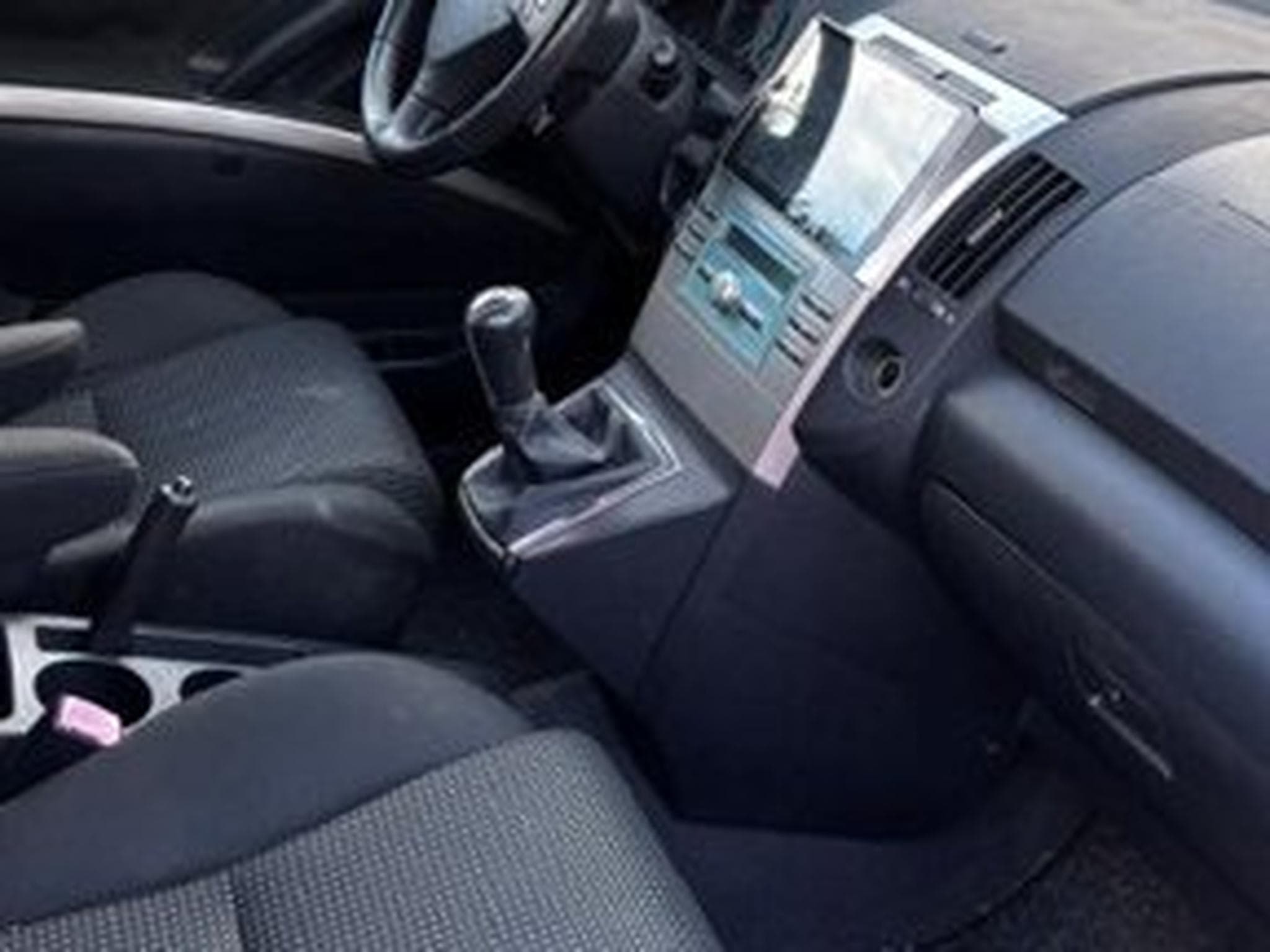 Toyota Corolla Verso 7 PL (2006) - Photo 2