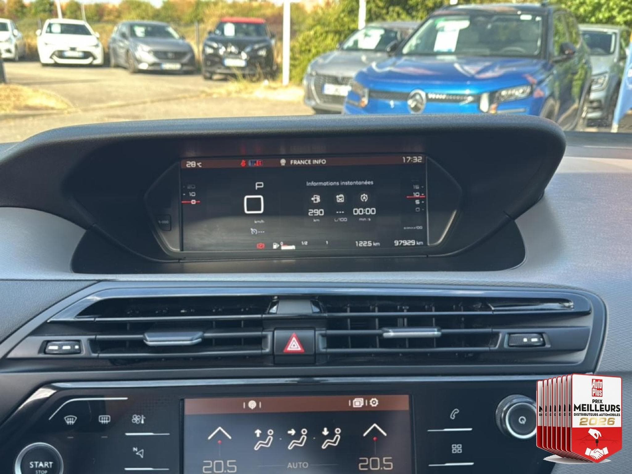 Citroën GRAND C4 SPACETOURER PURETECH 130 FEEL EAT8 (2021) - Photo 18