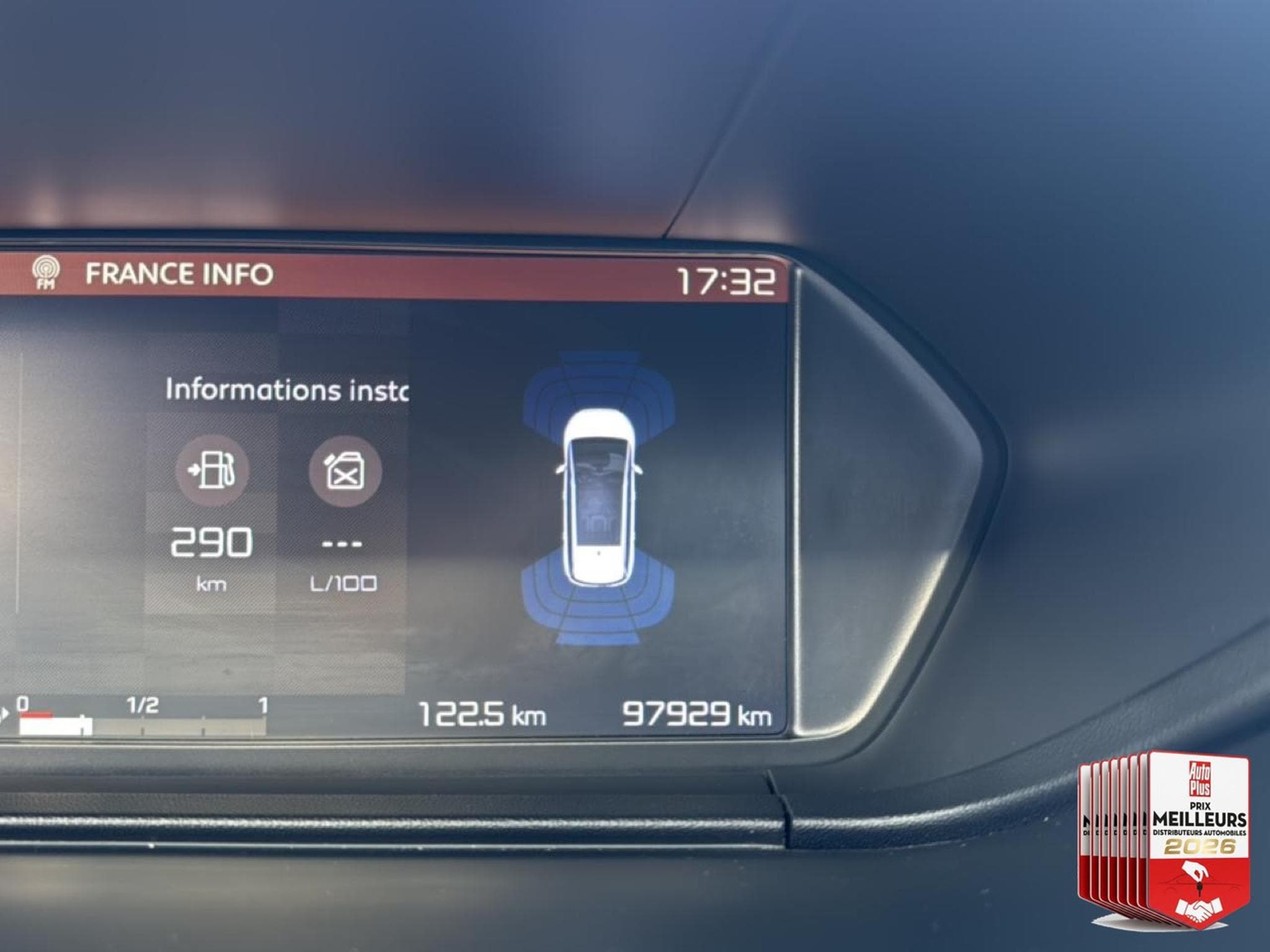 Citroën GRAND C4 SPACETOURER PURETECH 130 FEEL EAT8 (2021) - Photo 20