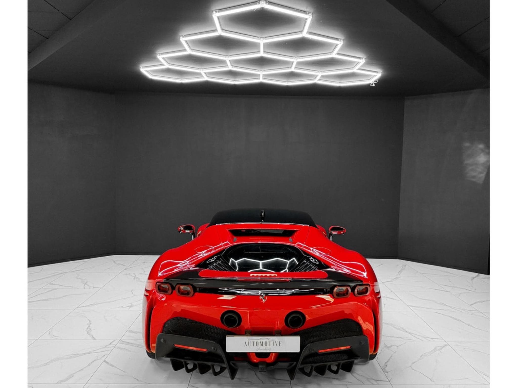 Ferrari SF90 Racing Seats / Carbon / Lift / JBL (2022) - Photo 4