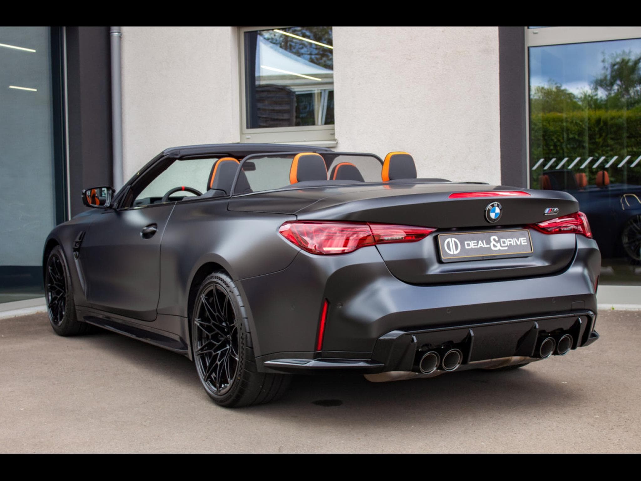 BMW M4 COMPETITION M XDRIVE CABRIOLET (530 CH) - BMW INDIVIDUAL FRO (2024) - Photo 3