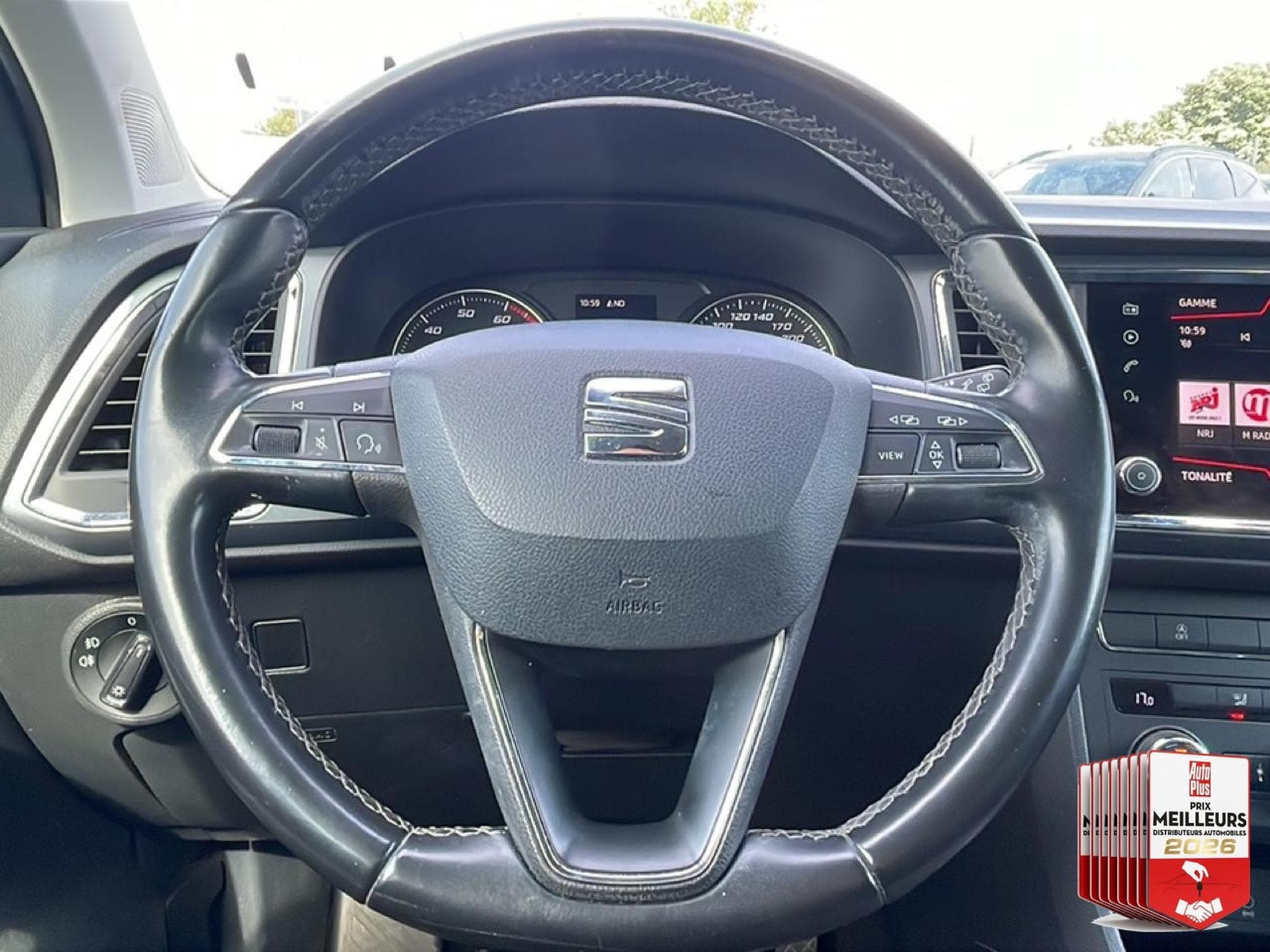 Seat ATECA 1.0 TSI 115 STYLE BUSINESS (2019) - Foto 21