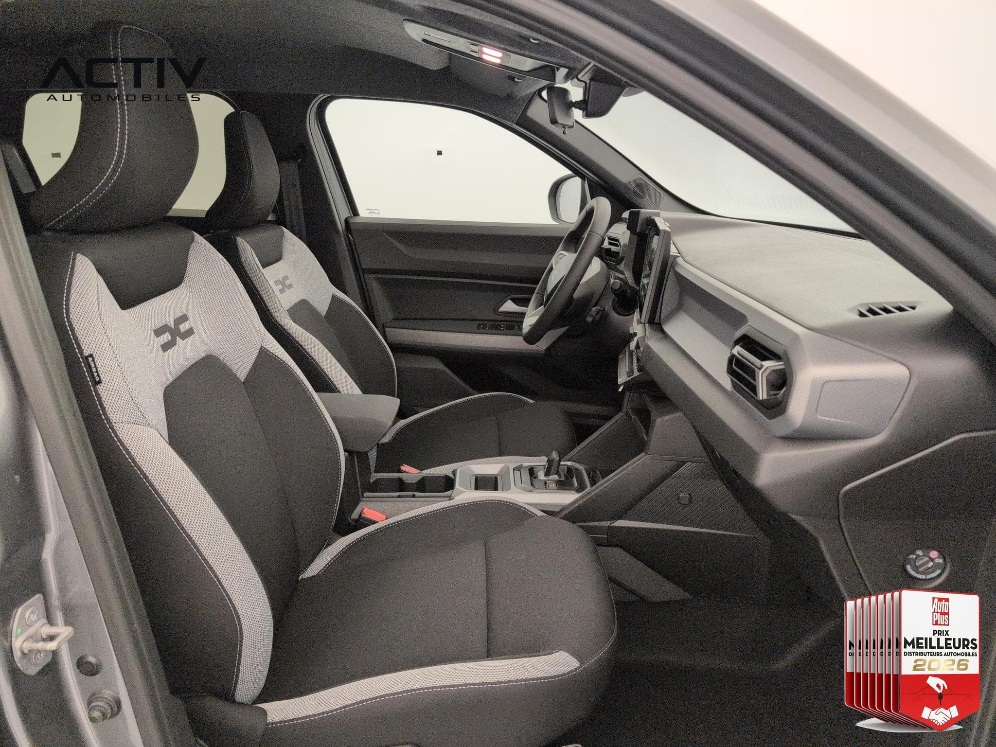 Dacia DUSTER Hybrid 155 Journey (2026) - Foto 9