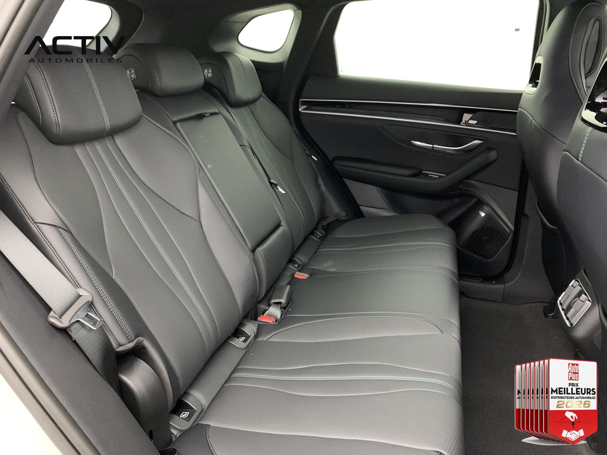 Byd SEAL U 1.5l DM-i 218 ch PHEV Boost (2026) - Foto 10