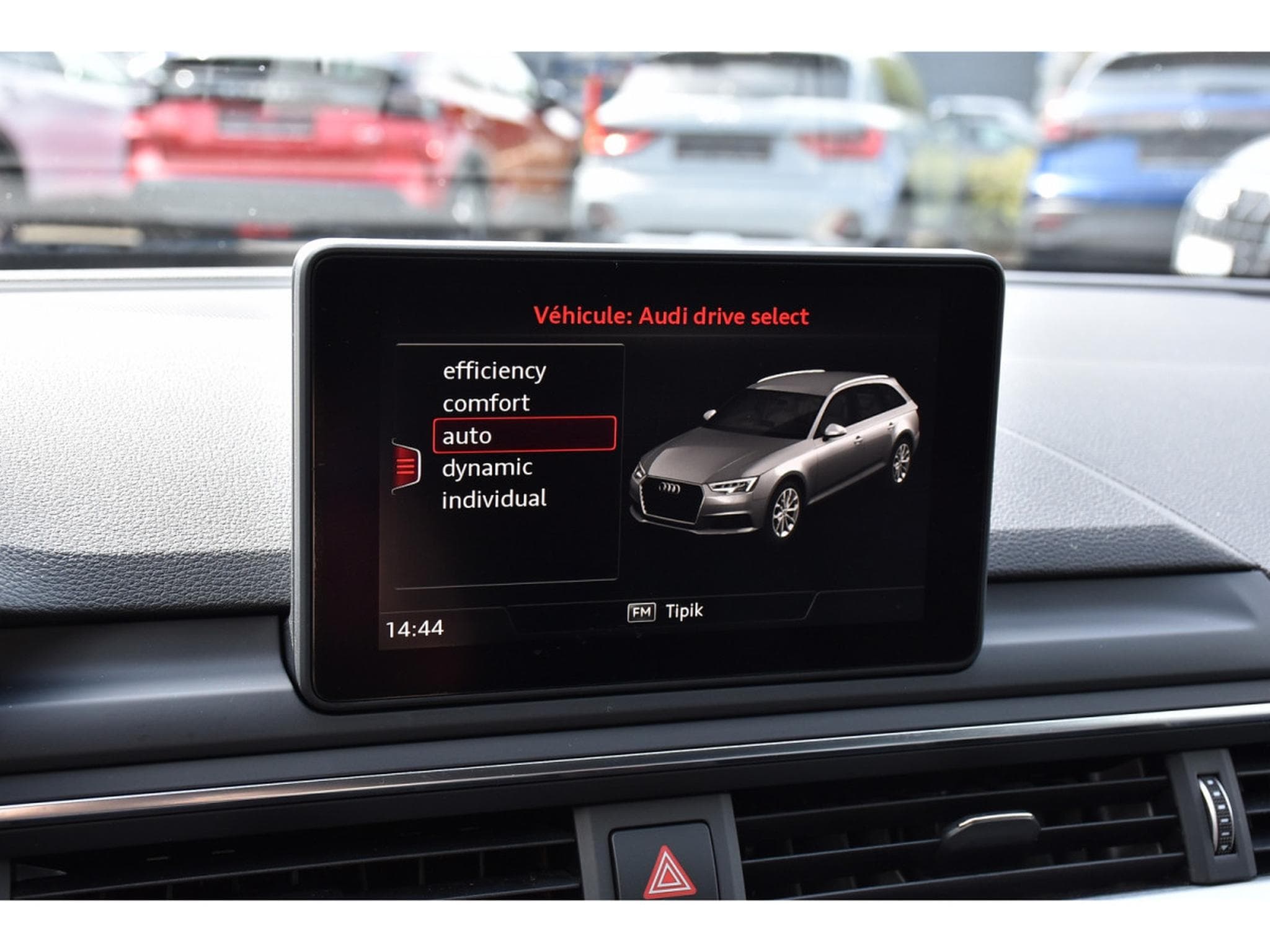 Audi A4 Avant 2.0 TDI Sport CUIR REGUL GPS KEYLESS (2016) - Photo 14