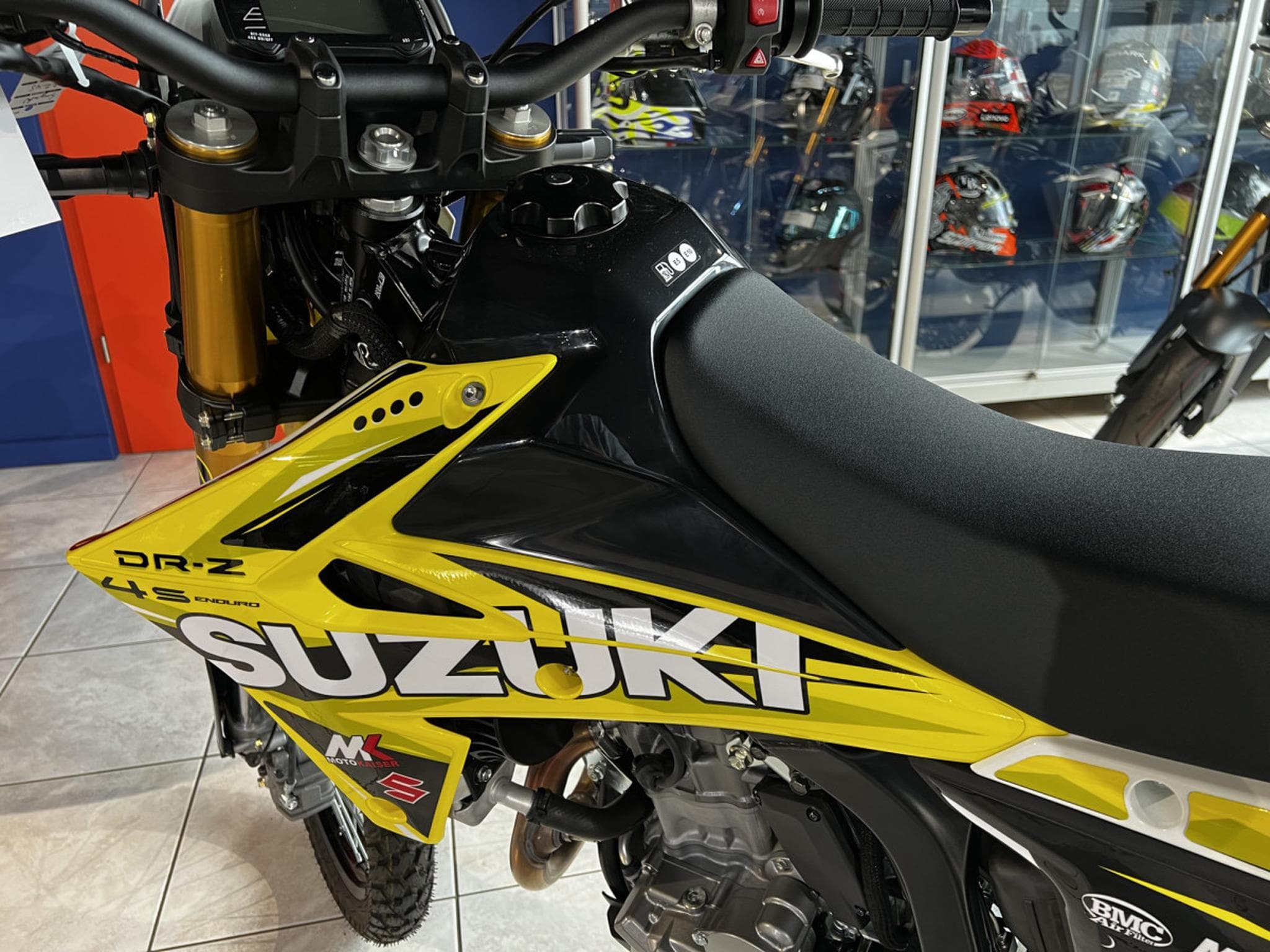 Suzuki DR-Z 400 S Enduro Replica (2026) - Foto 6