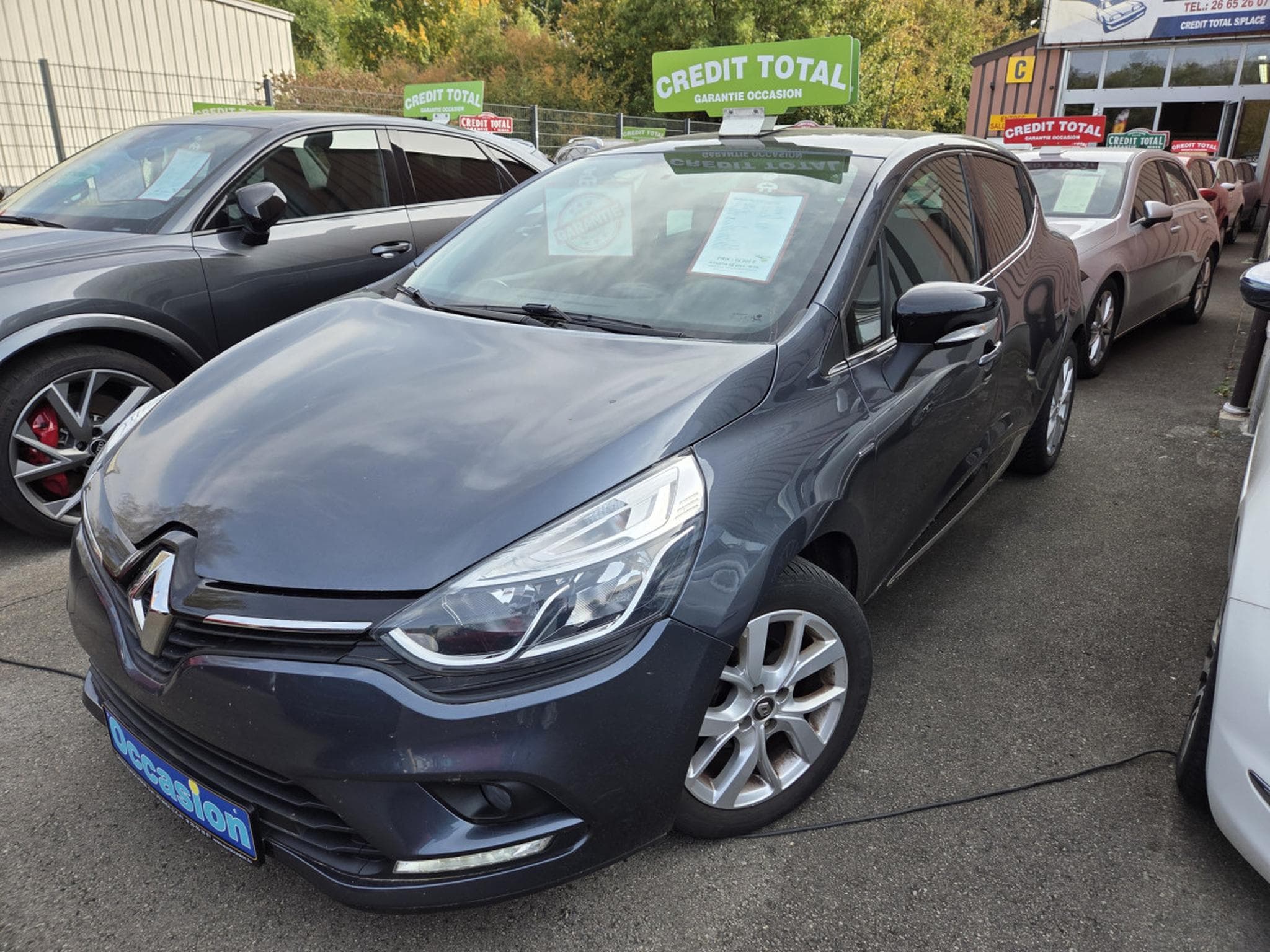 Renault Clio TCE LIMITED (2019) - Photo 1