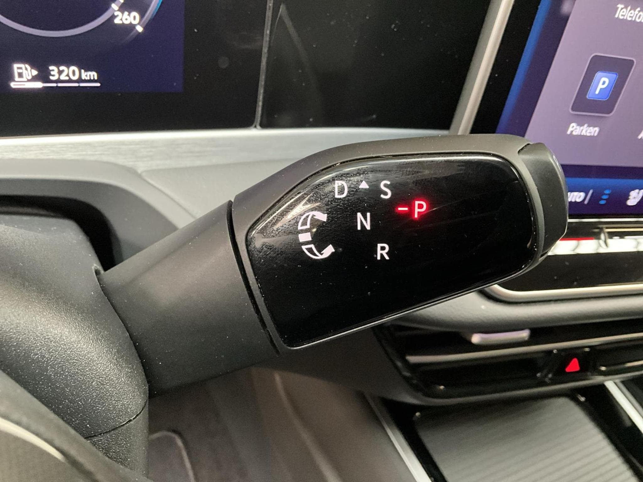 VW Passat Elegance+DSG+P.Acoustique+AHK+P.Technologie+Led+Navi (2025) - Foto 12