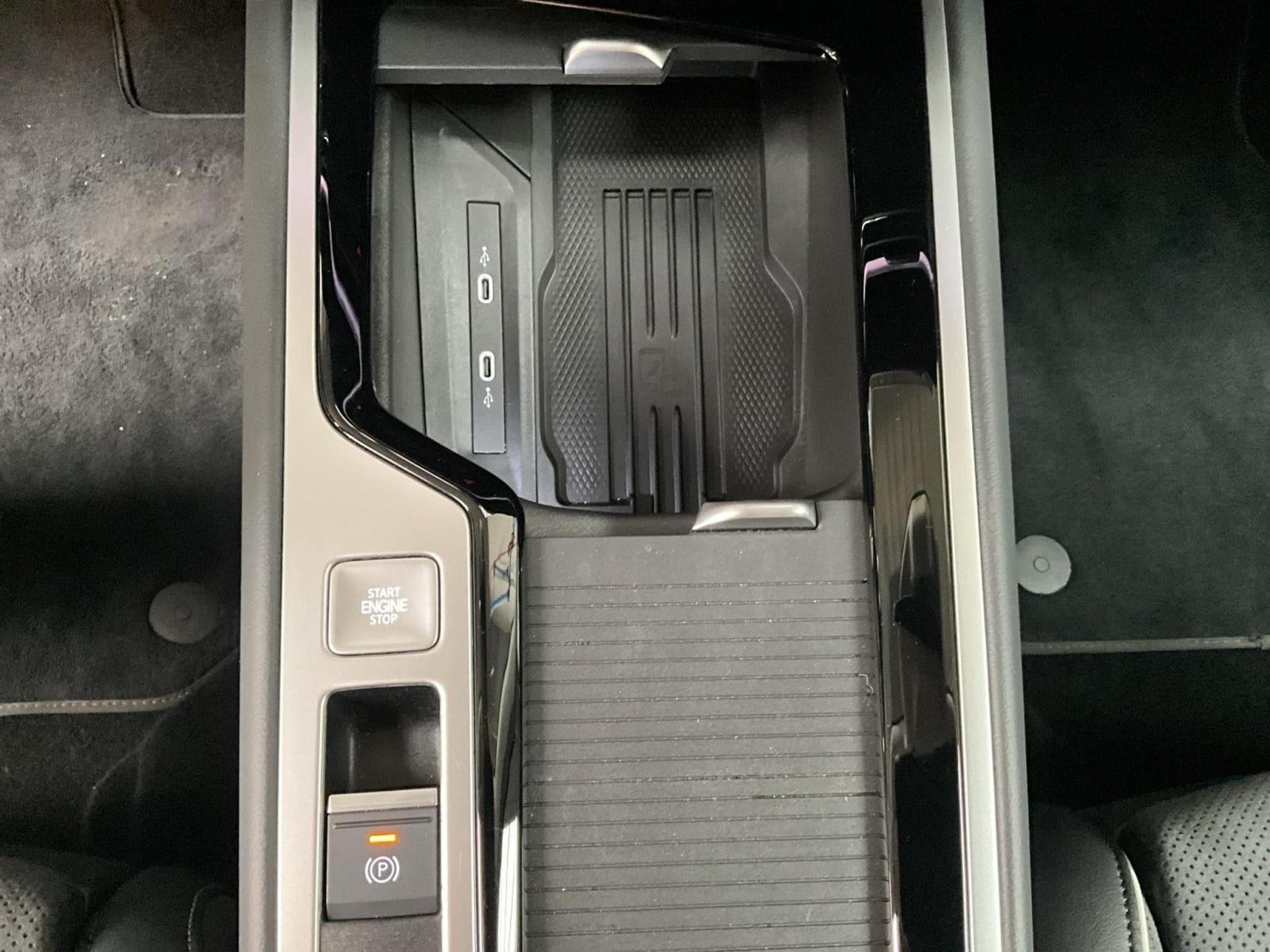VW Passat Elegance+DSG+P.Acoustique+AHK+P.Technologie+Led+Navi (2025) - Foto 21