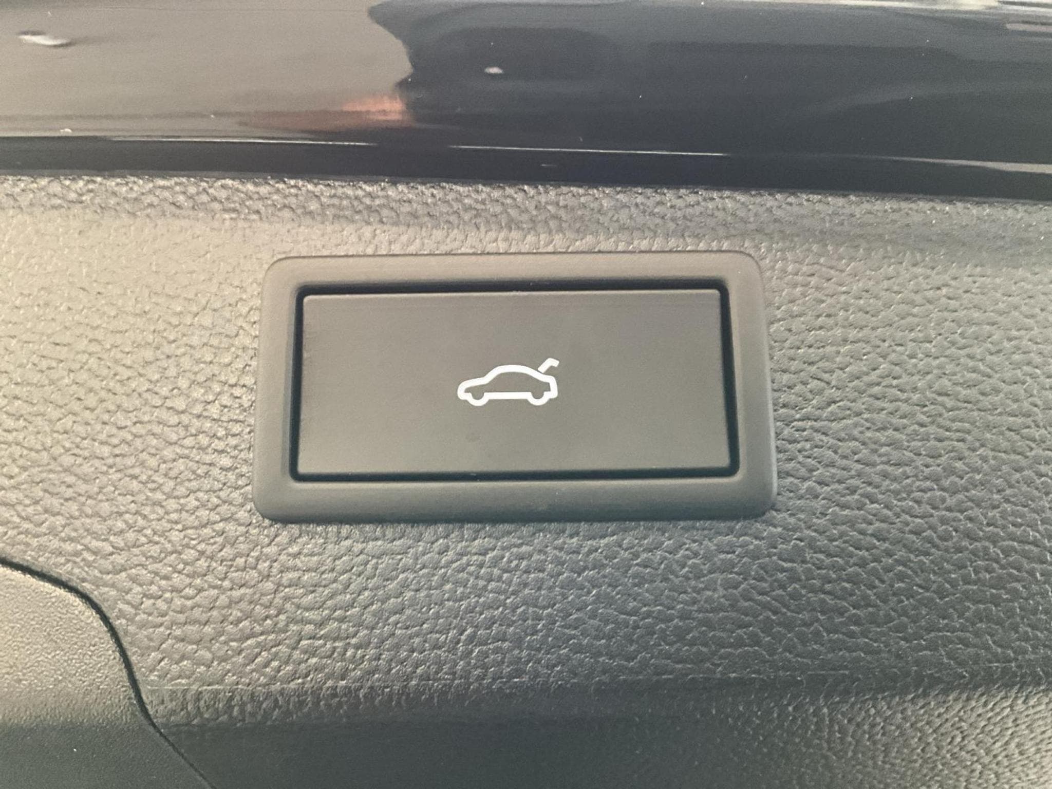 VW Passat Elegance+DSG+P.Acoustique+AHK+P.Technologie+Led+Navi (2025) - Foto 18