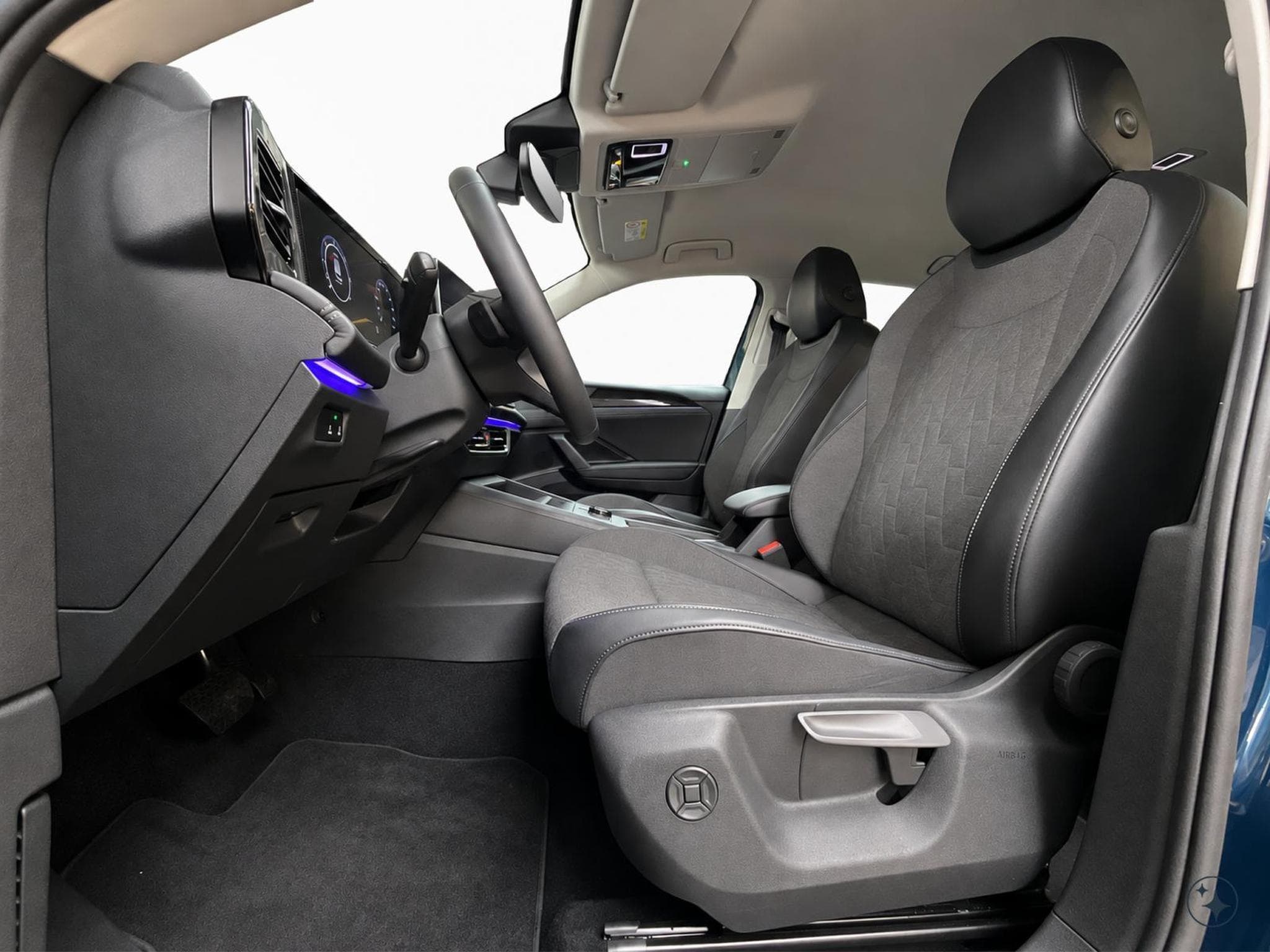 VW Tiguan Life+DSG+AHK+P.Infotainement+P.Assistance+Led+Navi+DAB (2025) - Foto 9