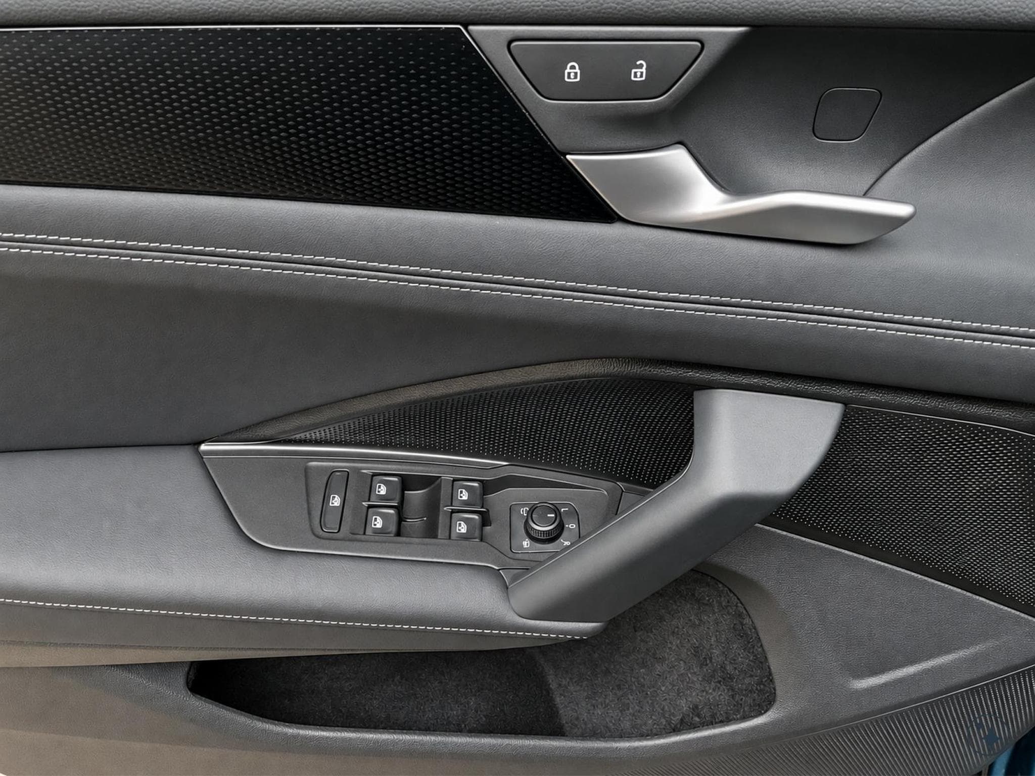 VW Tiguan Life+DSG+AHK+P.Infotainement+P.Assistance+Led+Navi+DAB (2025) - Foto 14