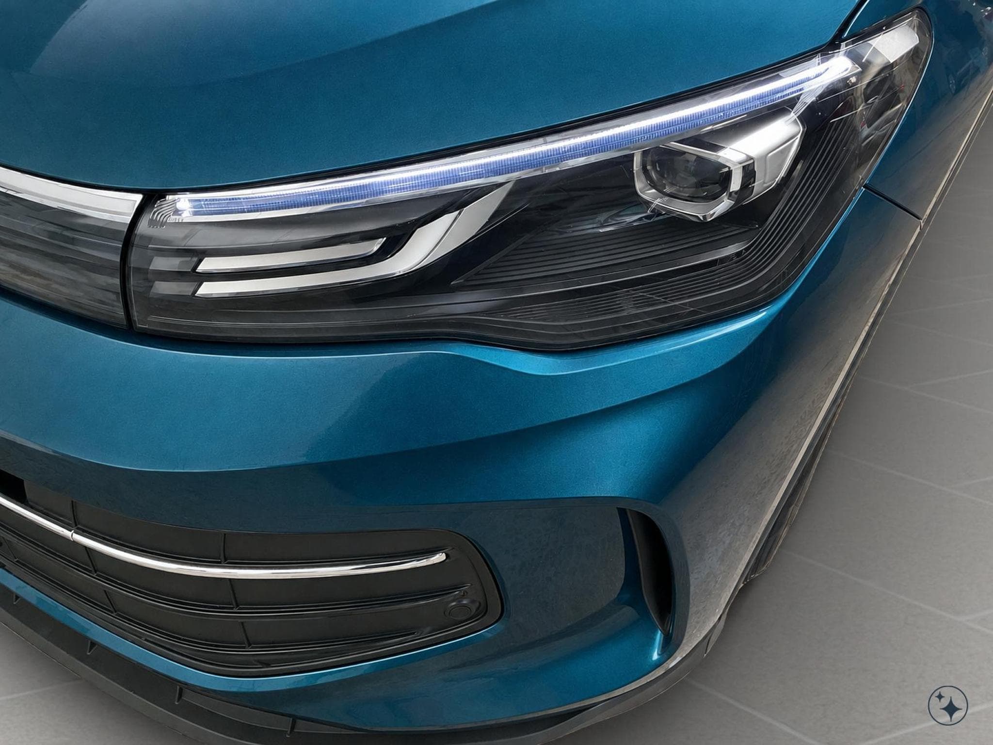 VW Tiguan Life+DSG+AHK+P.Infotainement+P.Assistance+Led+Navi+DAB (2025) - Foto 17