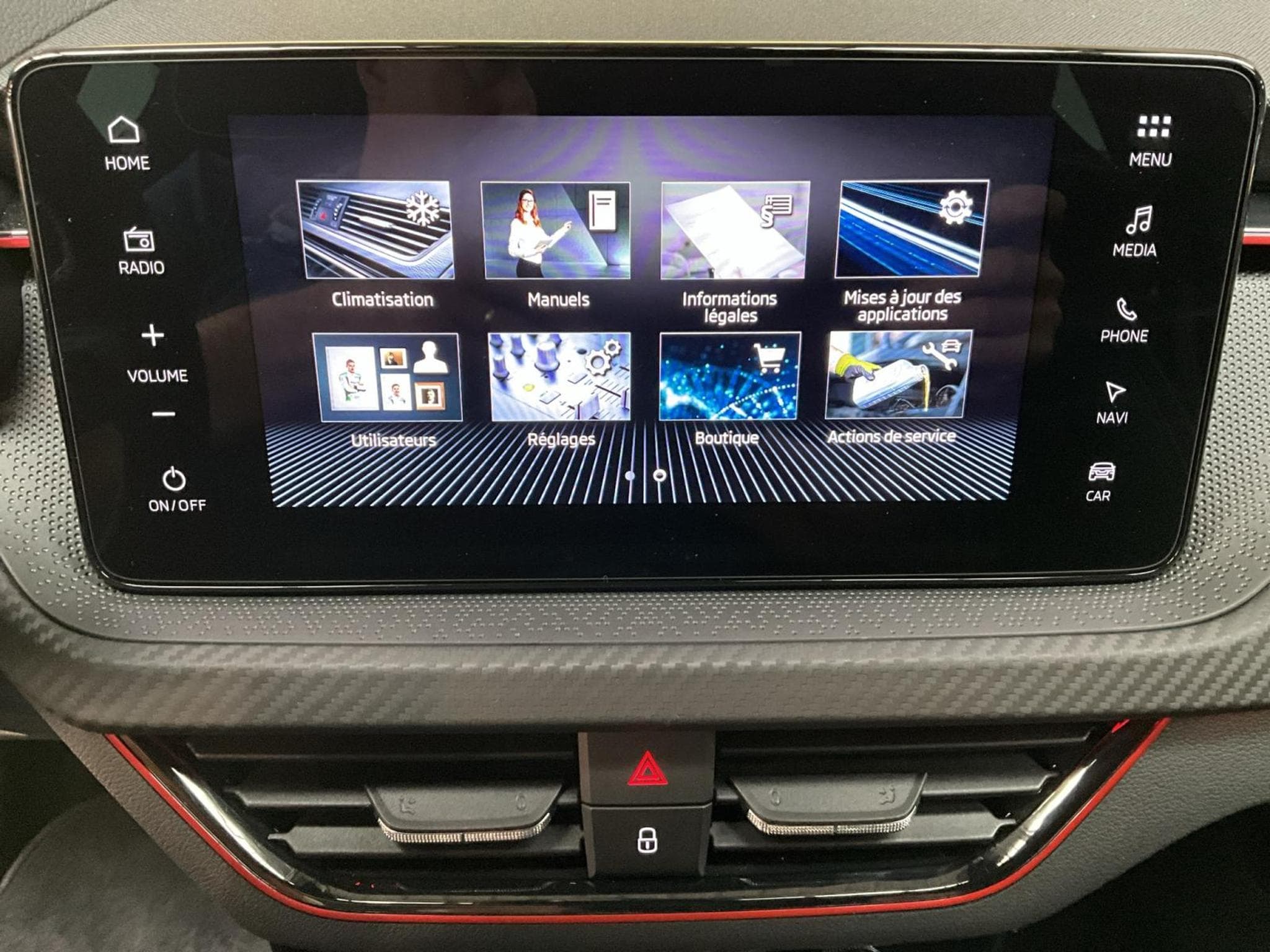 Skoda Scala Monte-Carlo+DSG+LED+NAVI+PANO+DAB (2025) - Foto 19