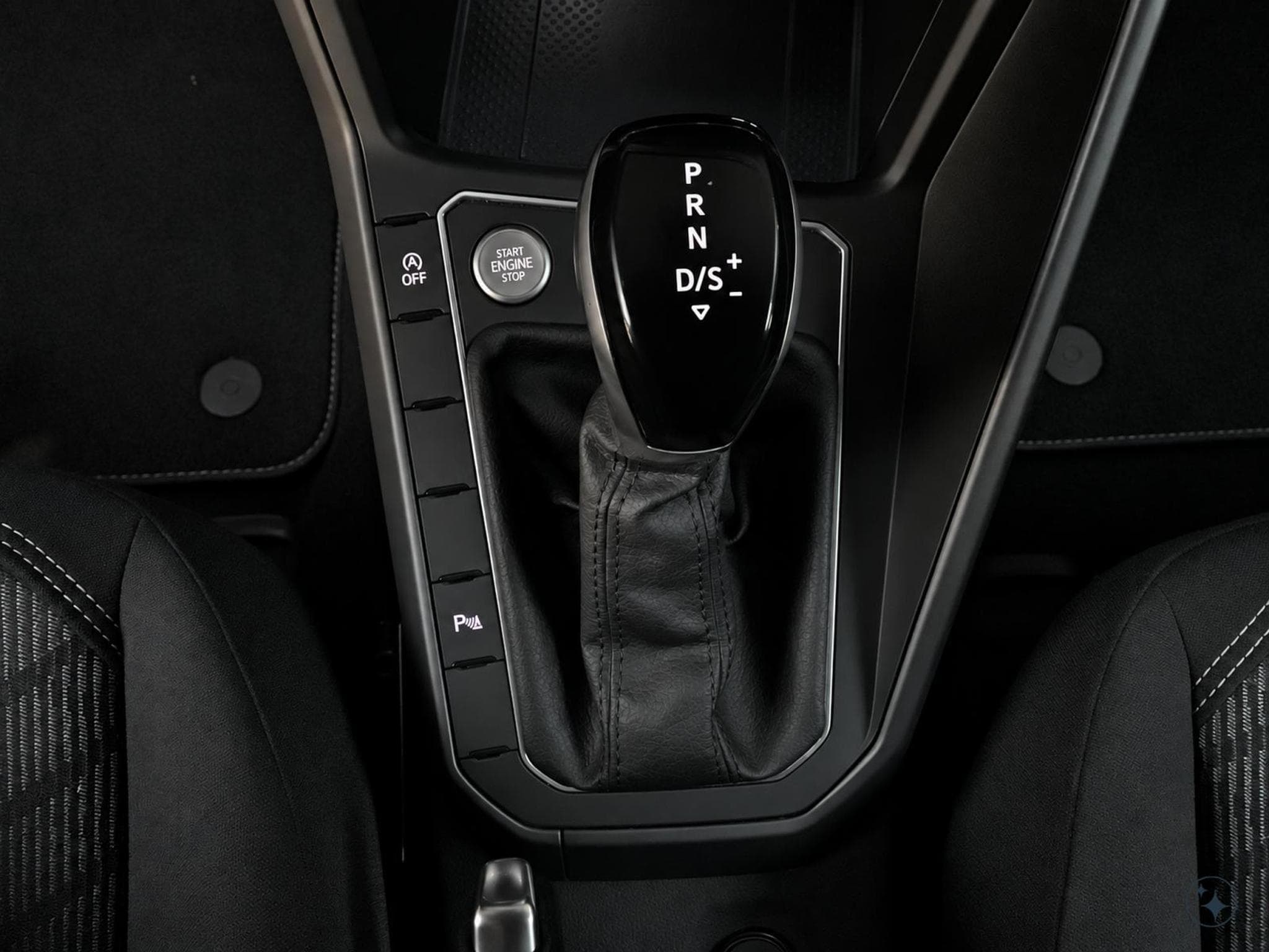 VW Polo R-Line+DSG+IQ-Light+P.Technique+Top-R-Line+LM17 (2023) - Foto 12