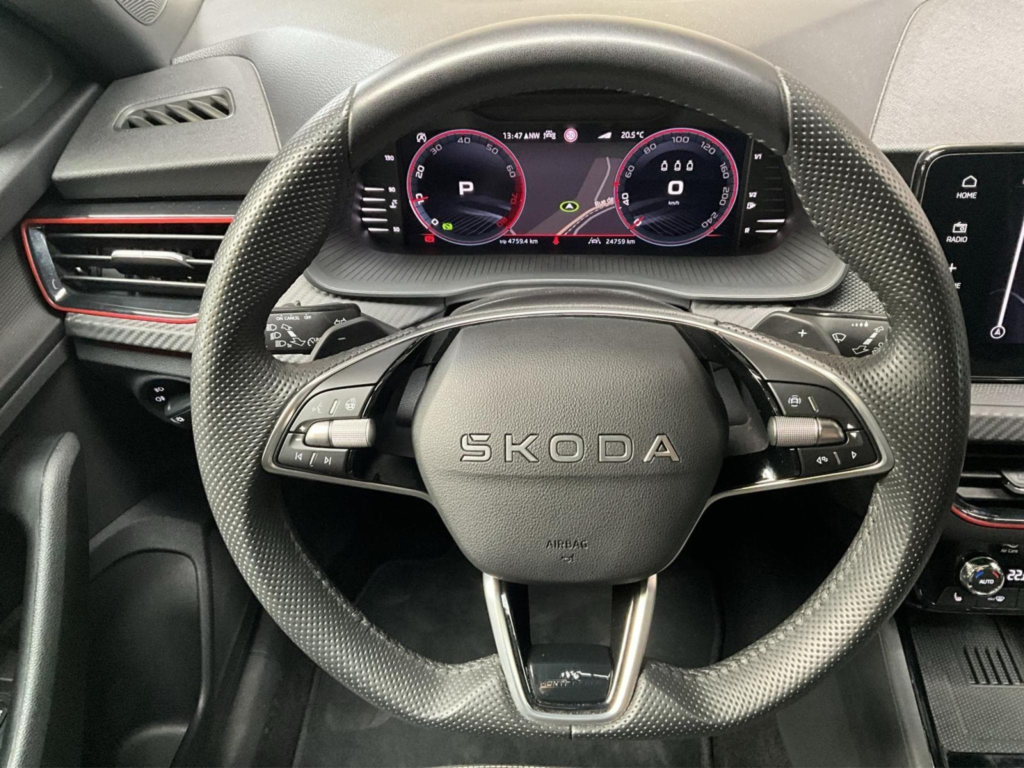 Skoda Kamiq Monte-Carlo+DSG+LED+NAVI+DAB (2025) - Foto 10