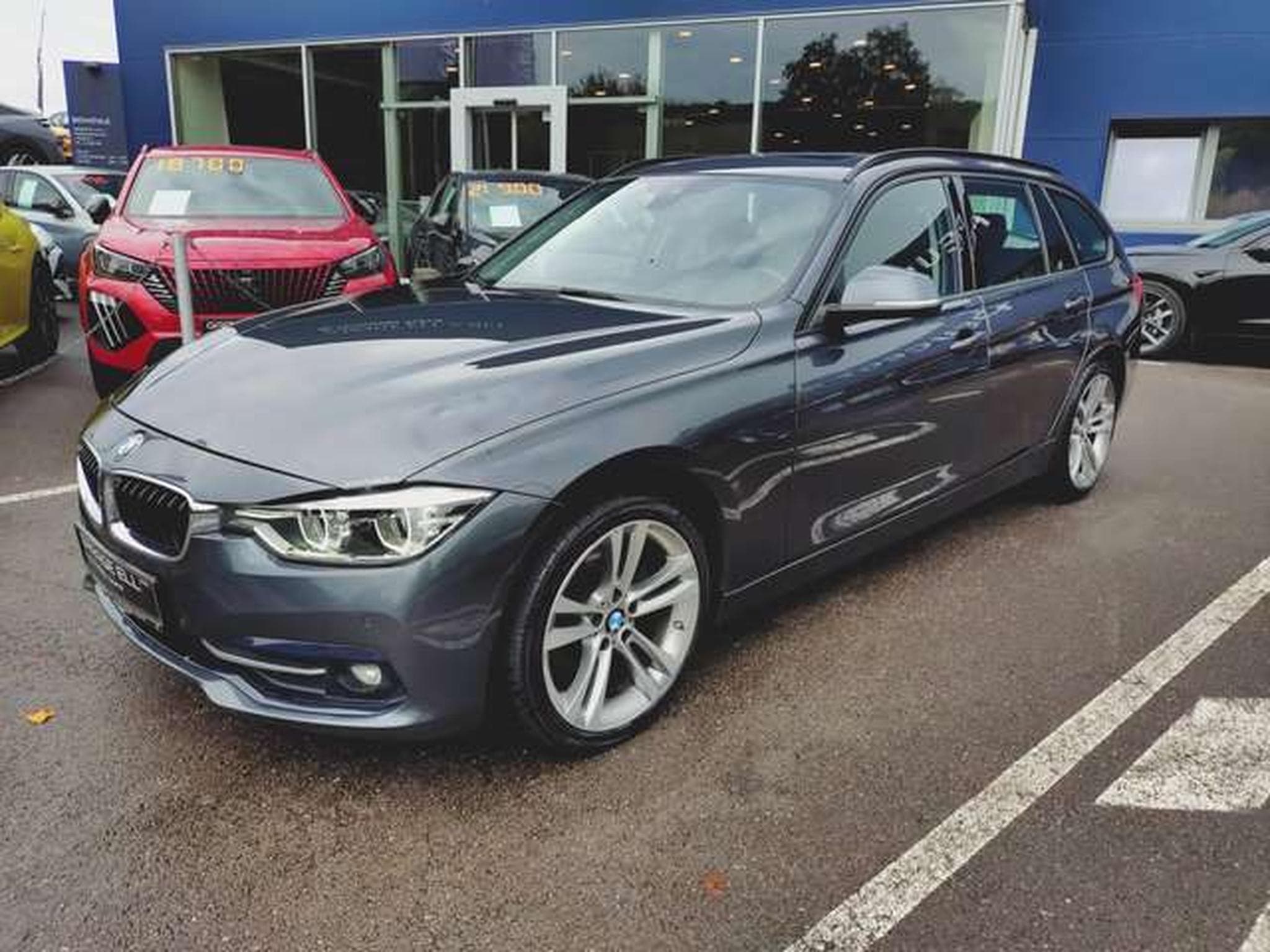 BMW 320 320D Sport Line (2019) - Photo 1