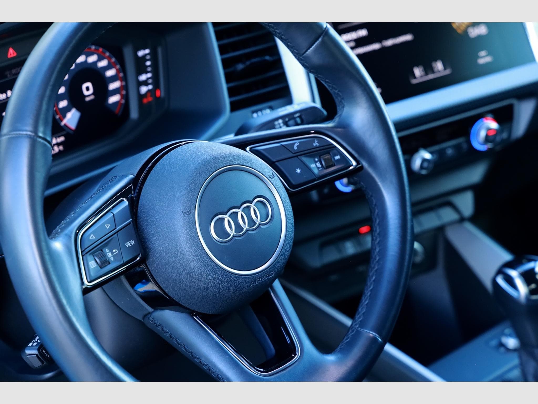 Audi A1 Sportback 30TFSI S-Line S-Tronic (2021) - Photo 11