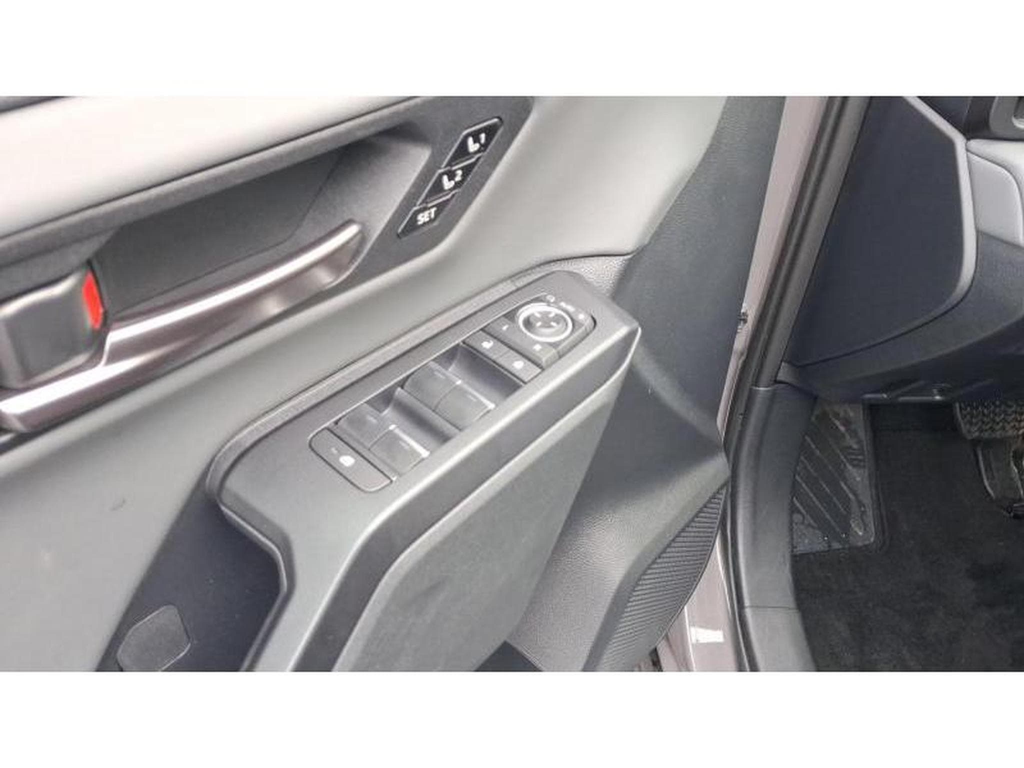 Toyota RAV 4 Premium HEV (2026) - Photo 20
