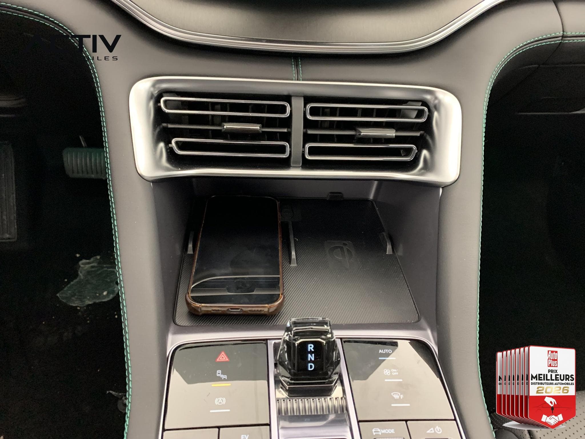 Byd SEAL U 1.5l DM-i 218 ch PHEV Boost (2026) - Foto 17