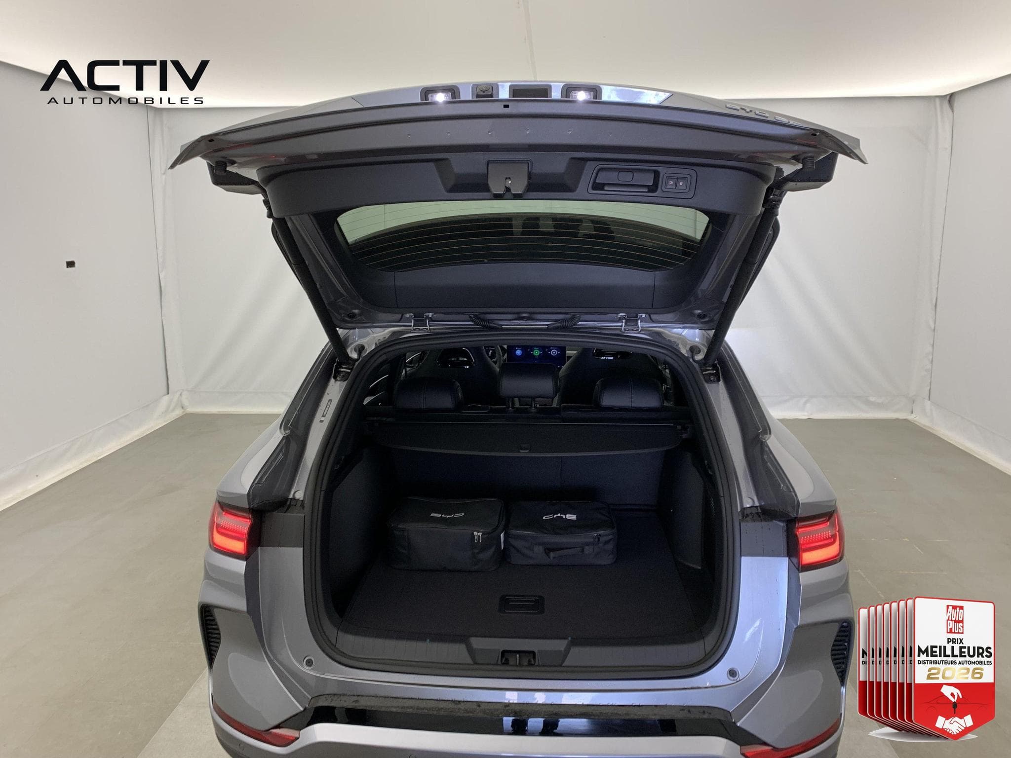 Byd SEAL U 1.5L DM-I 218 CH PHEV COMFORT (2026) - Foto 12