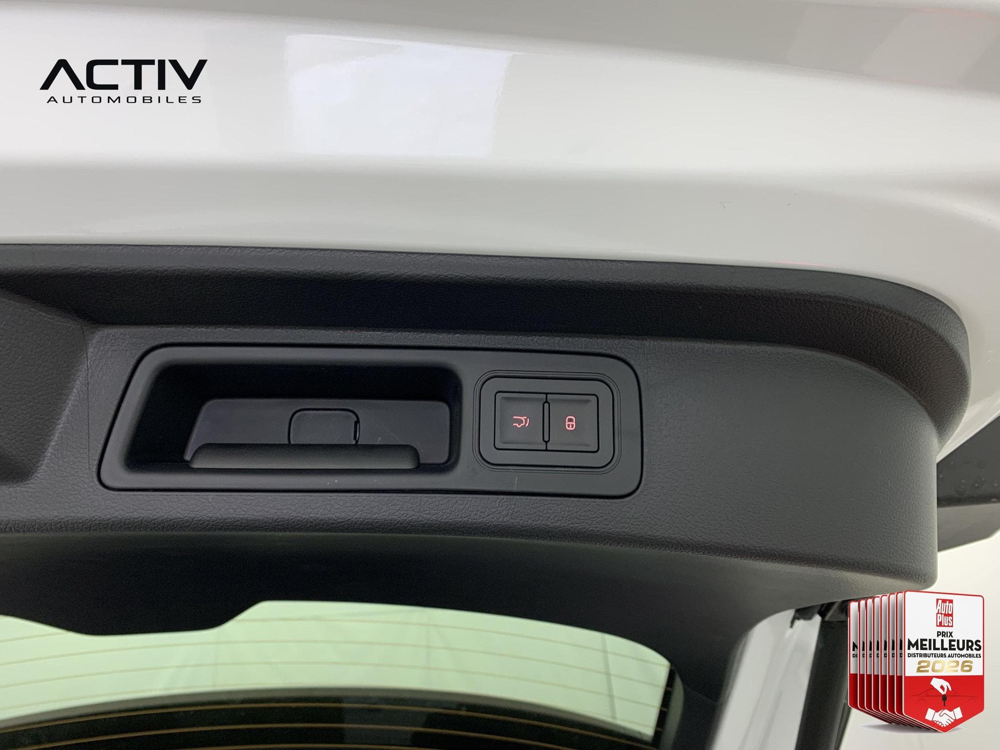 Byd SEAL U 1.5L DM-I 218 CH PHEV COMFORT (2026) - Photo 13