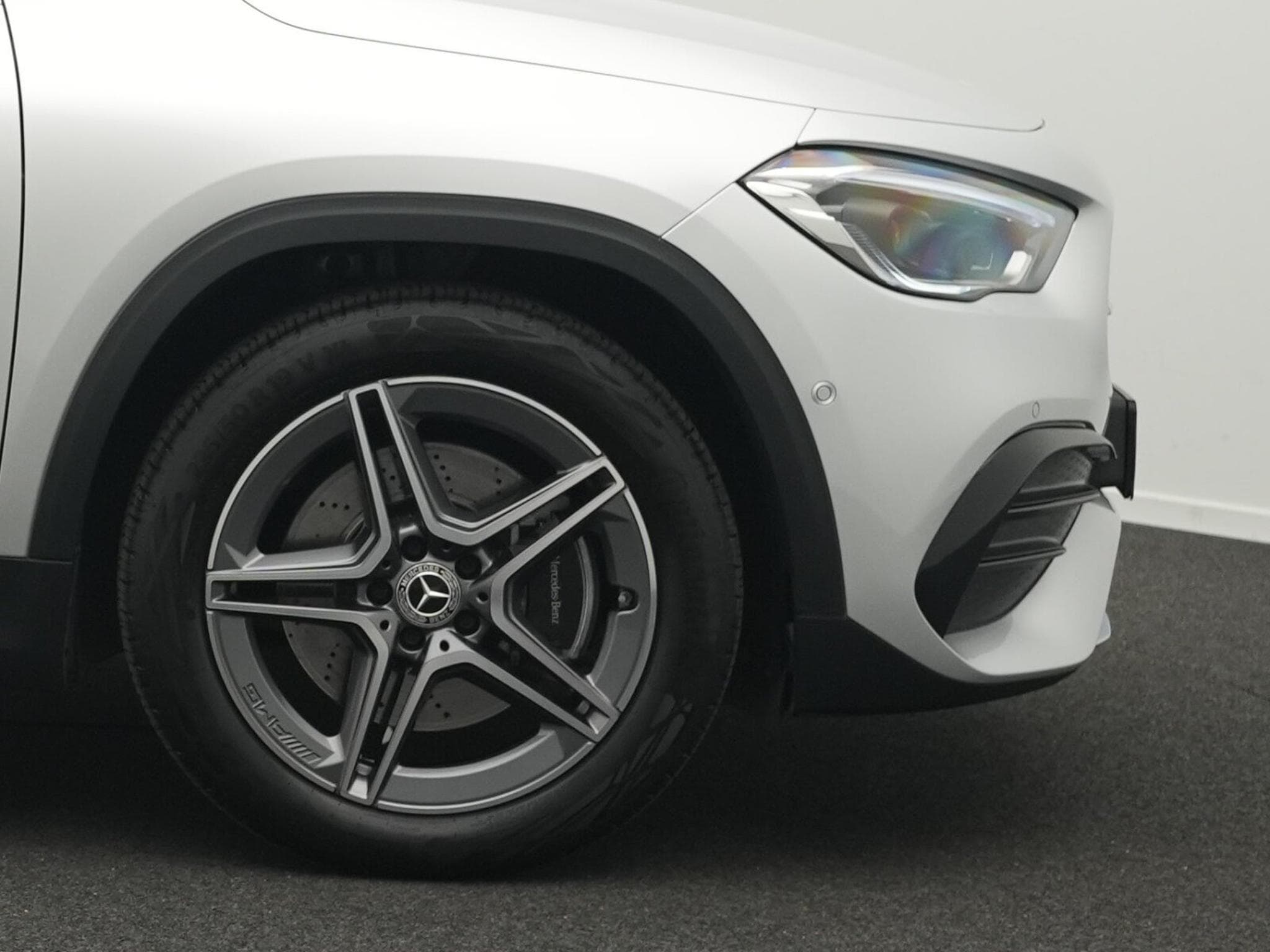 Mercedes GLA 250 4MATIC AMG-Line Multi+Pano+360°+Apple (2022) - Foto 8