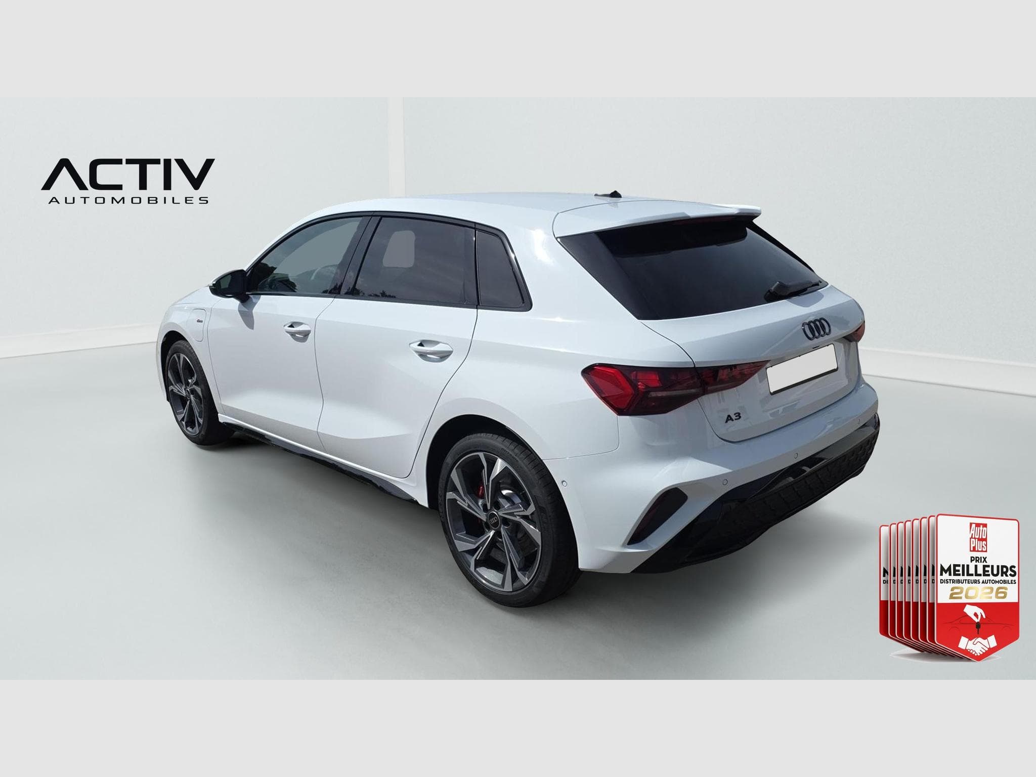 Audi A3 45 TFSI e Hybride rechargeable 272 S tronic 6 S line (2026) - Photo 4