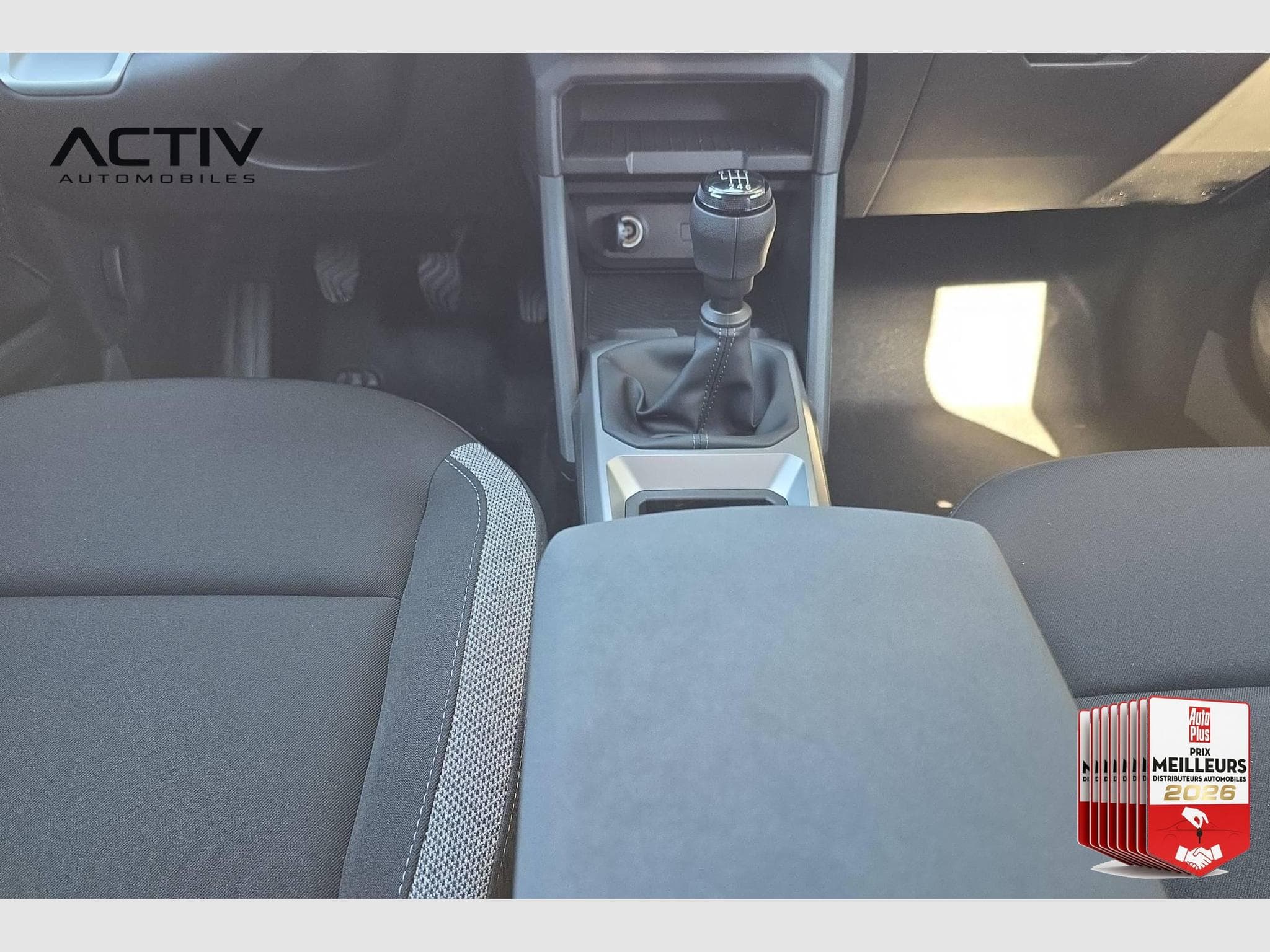 Dacia DUSTER Mild Hybrid 140 Journey (2026) - Photo 17