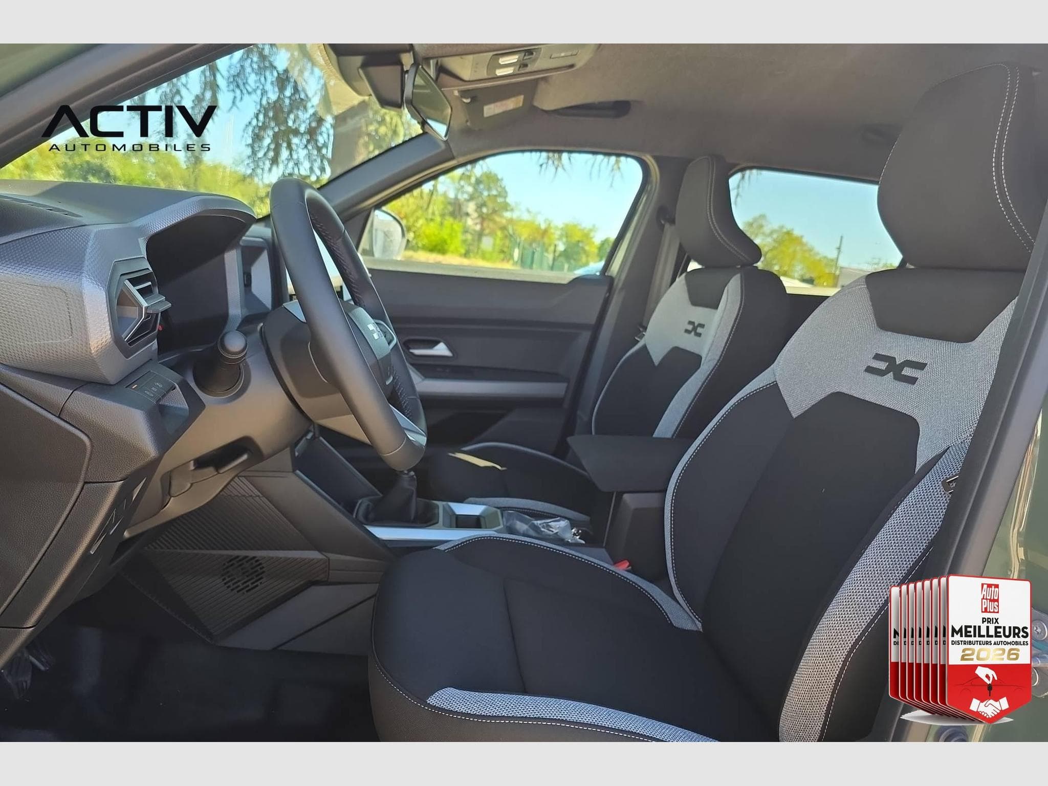 Dacia DUSTER Mild Hybrid 140 Journey (2026) - Photo 23