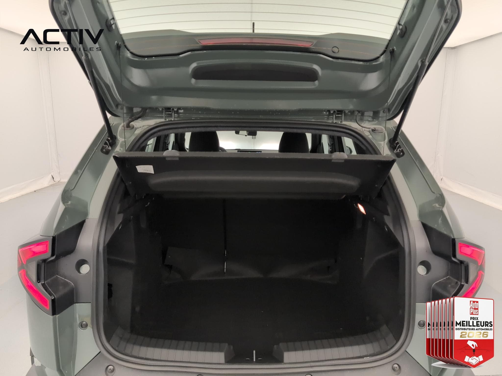 Dacia DUSTER Mild Hybrid 140 Expression (2026) - Photo 12