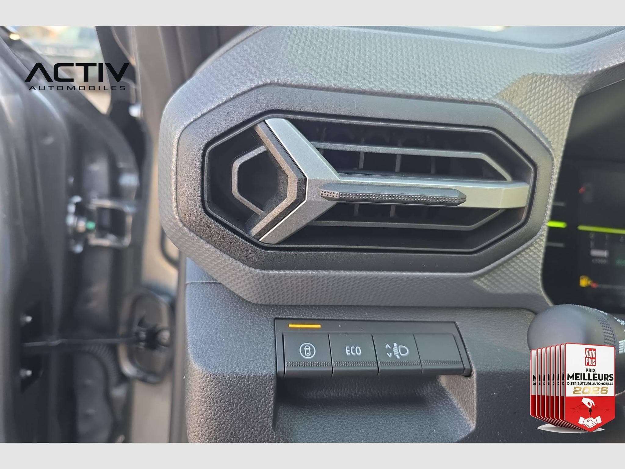Dacia DUSTER Mild Hybrid 140 Expression (2026) - Photo 21