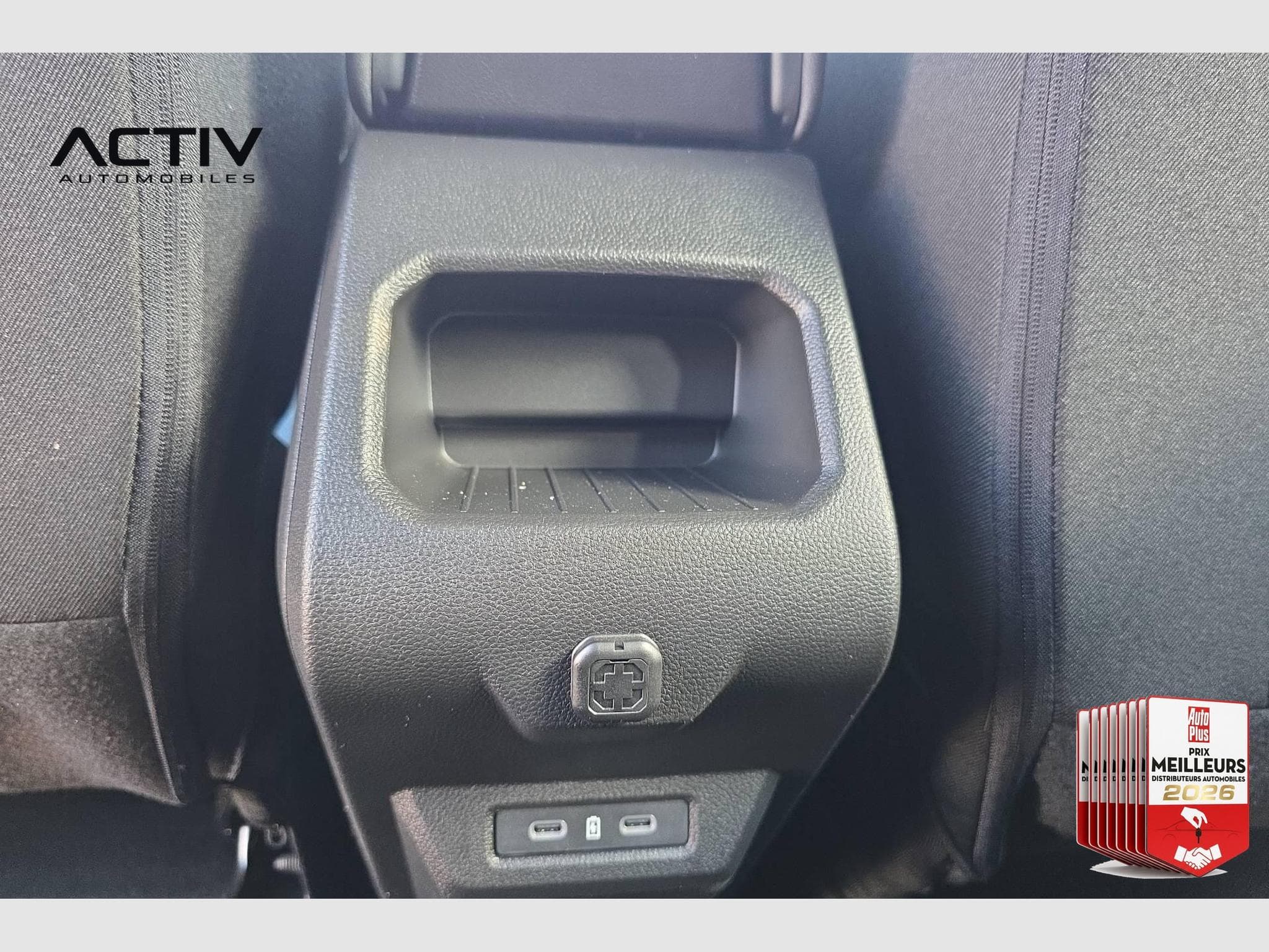 Dacia DUSTER Mild Hybrid 140 Expression (2026) - Photo 24