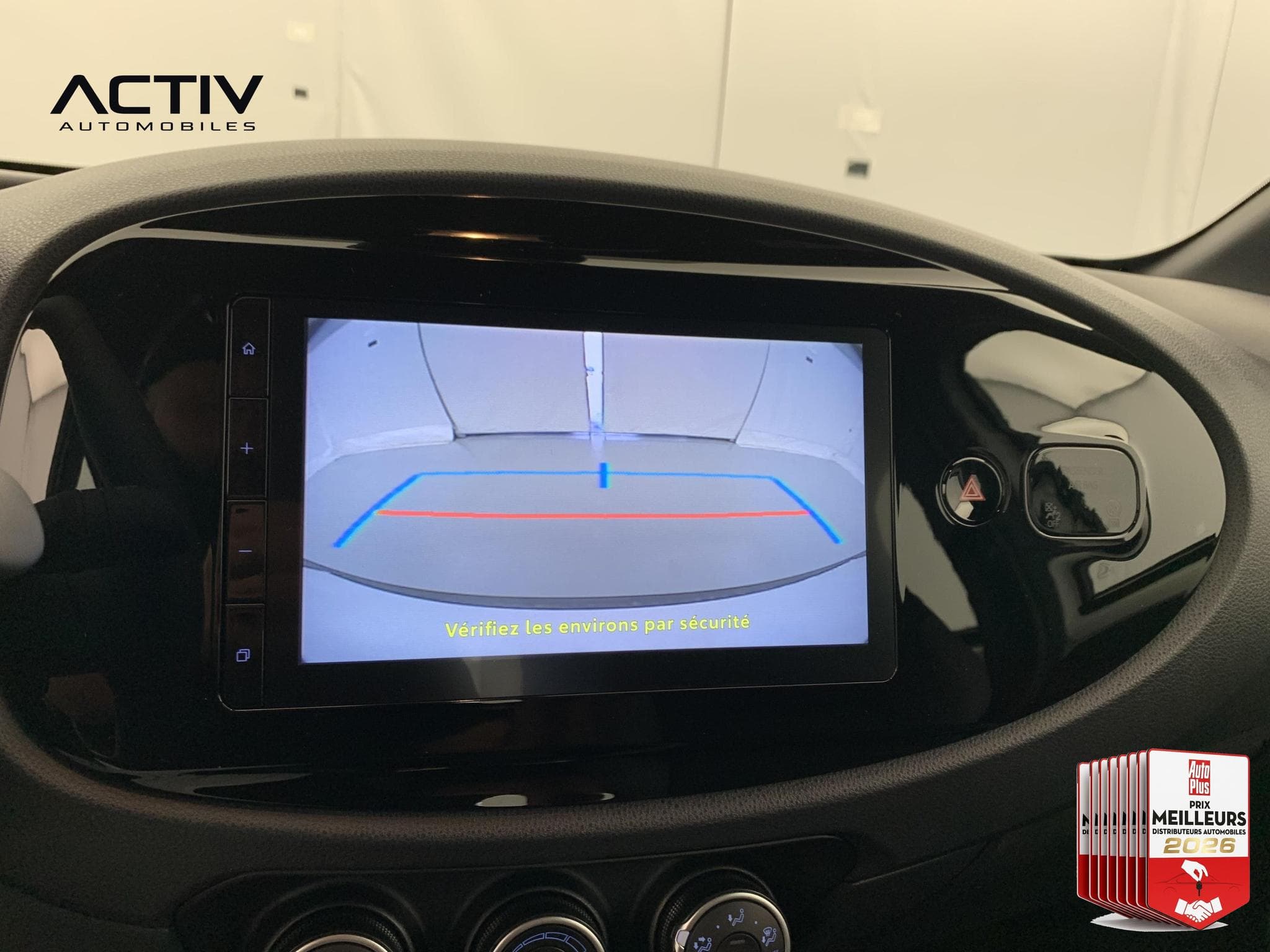 Toyota AYGO X 1.0 VVT-i 72 Dynamic (2025) - Photo 17