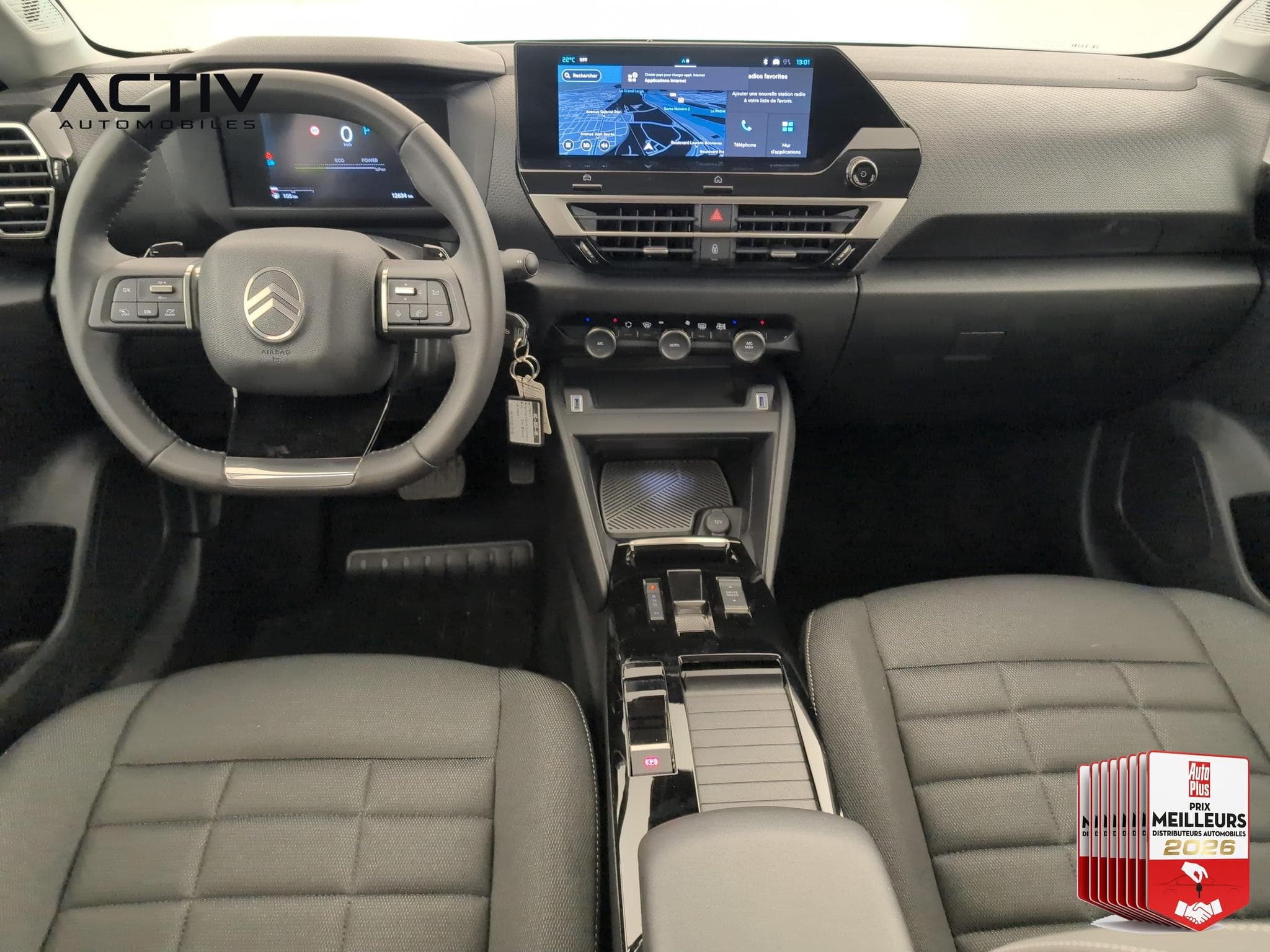 Citroën C4 Hybride 145 ch e-DCS6 Plus (2025) - Photo 13