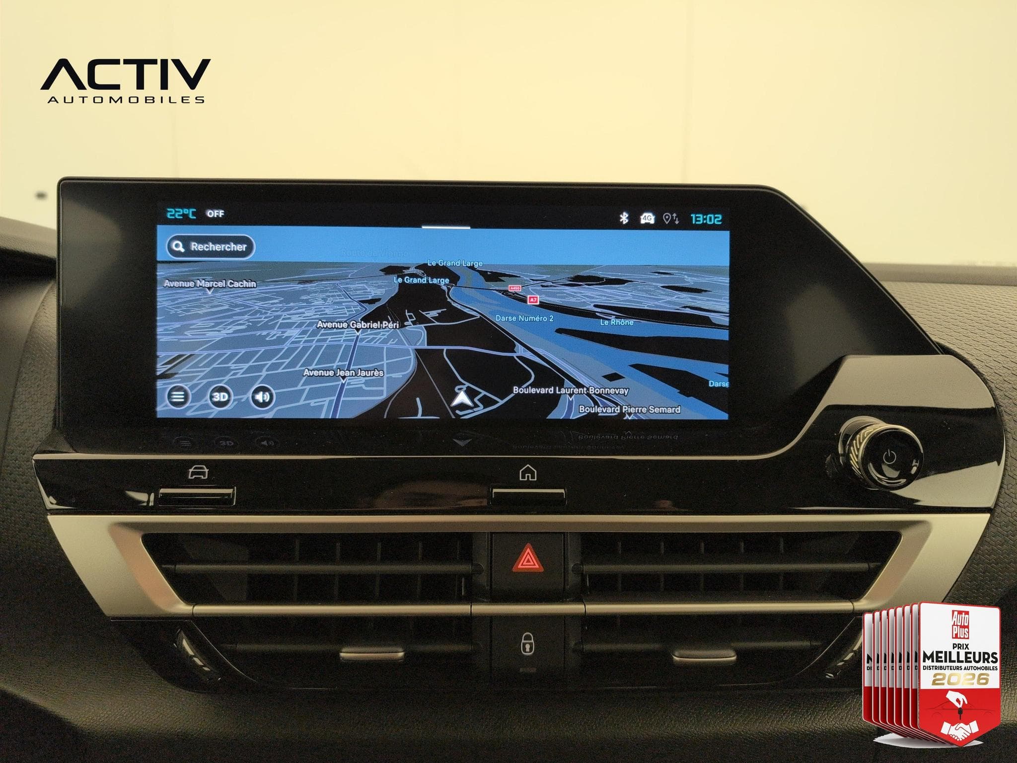 Citroën C4 Hybride 145 ch e-DCS6 Plus (2025) - Photo 18
