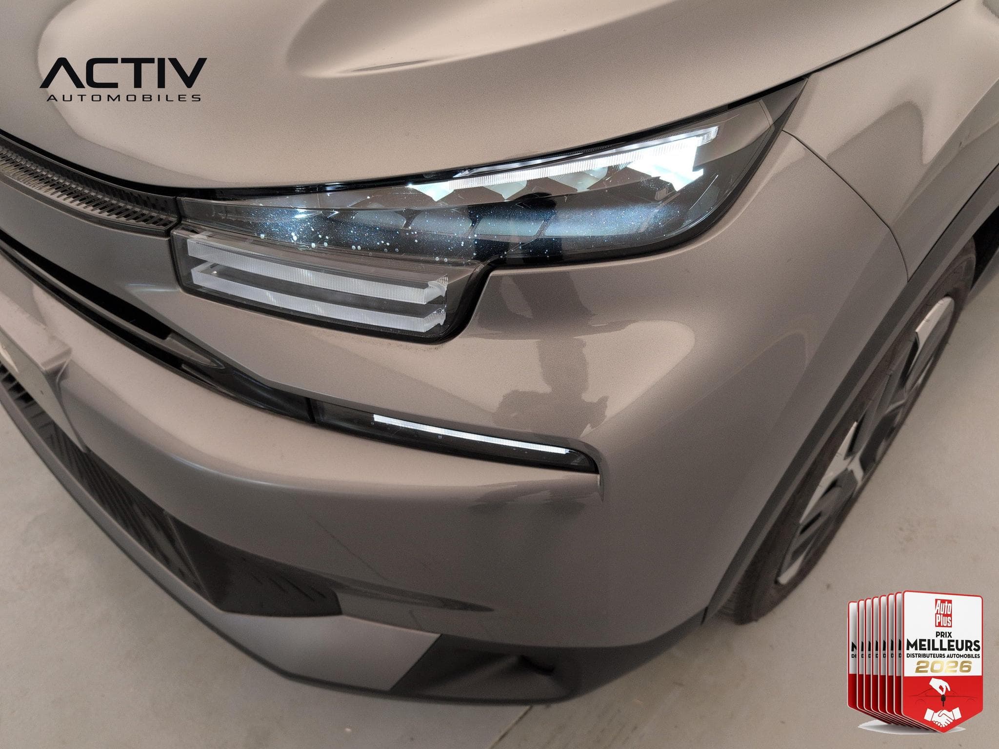 Citroën C4 Hybride 145 ch e-DCS6 Plus (2025) - Photo 22