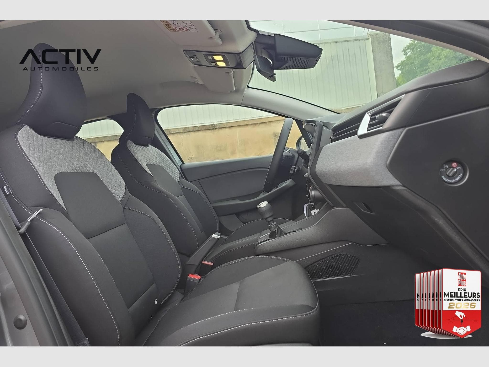 Renault Clio TCE 90 CH GSR2 EVOLUTION (2025) - Photo 9