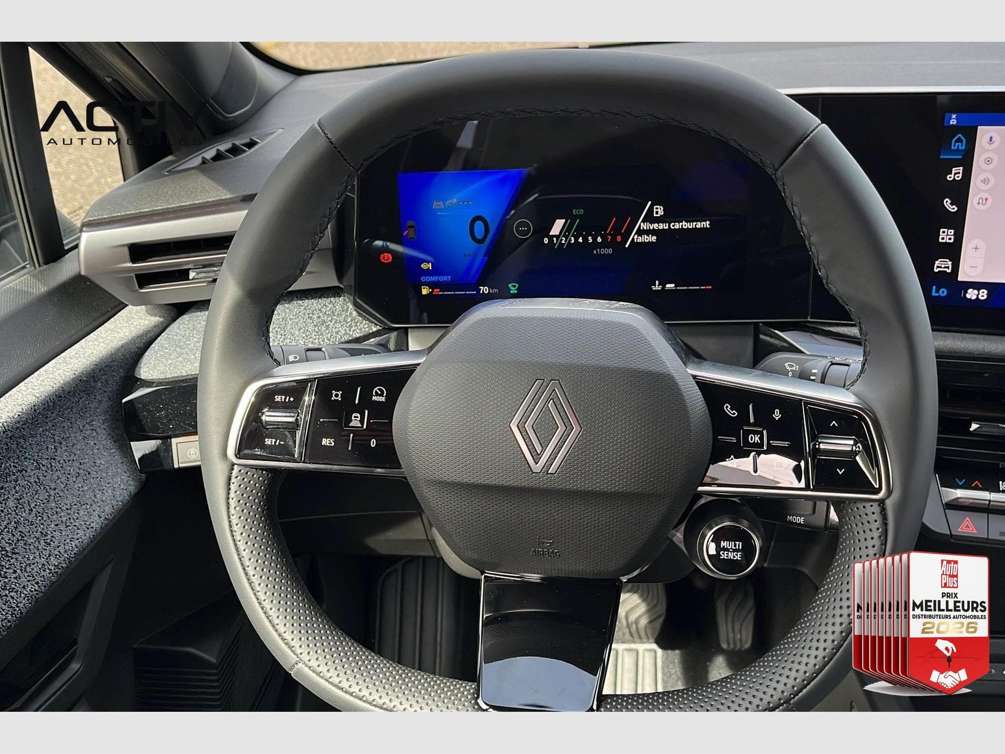 Renault CLIO 6 TCE 115 CH TECHNO (2026) - Foto 15