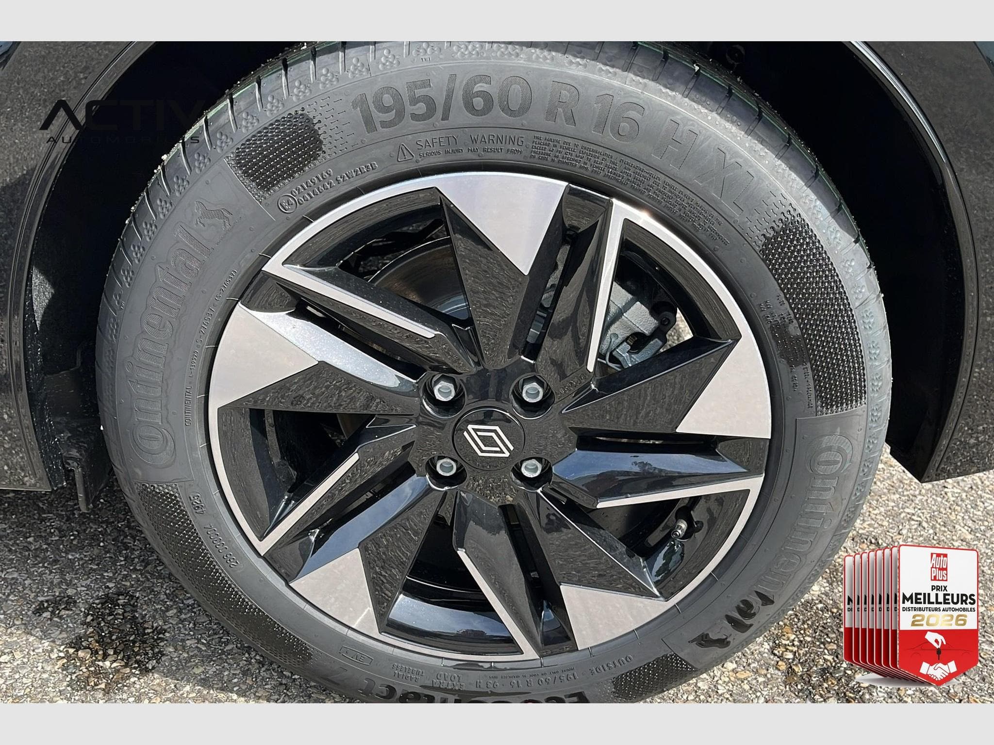 Renault CLIO 6 TCE 115 CH TECHNO (2026) - Foto 20
