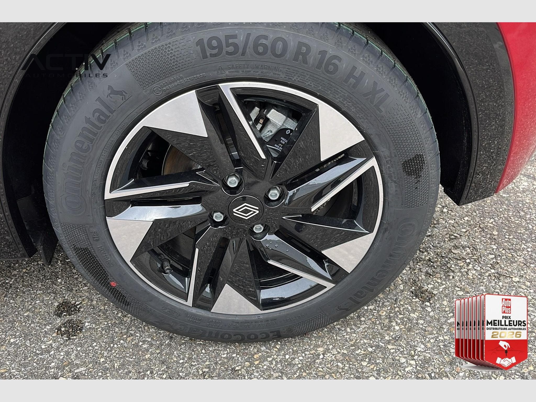 Renault CLIO 6 TCE 115 CH TECHNO (2026) - Foto 19